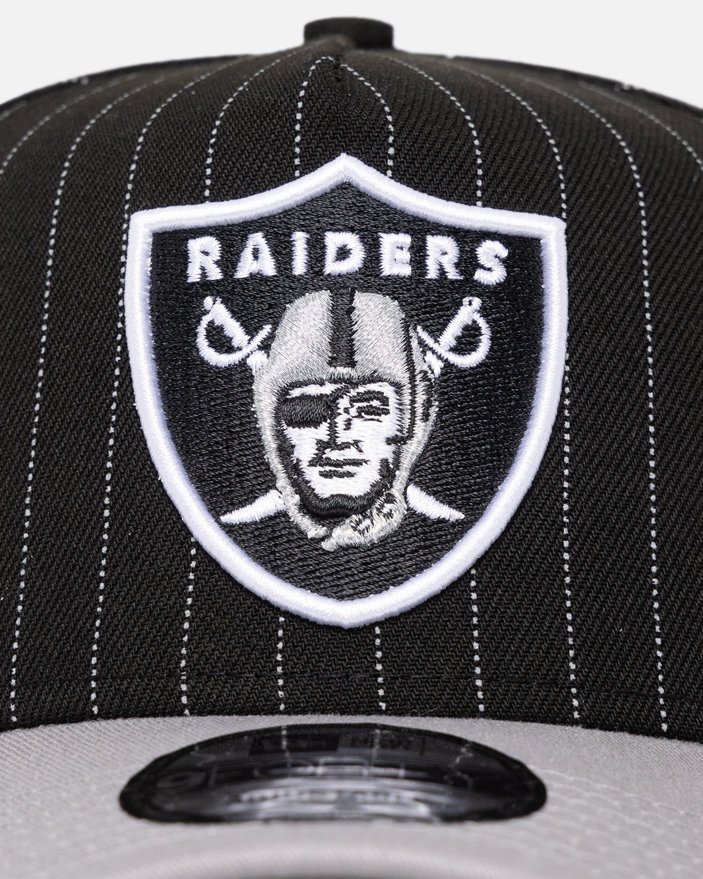 New Era Las Vegas Raiders '2-Tone Pinstripe' 9FORTY A-Frame Snapback Pinstripe sold by Culture Kings product image thumbnail 5