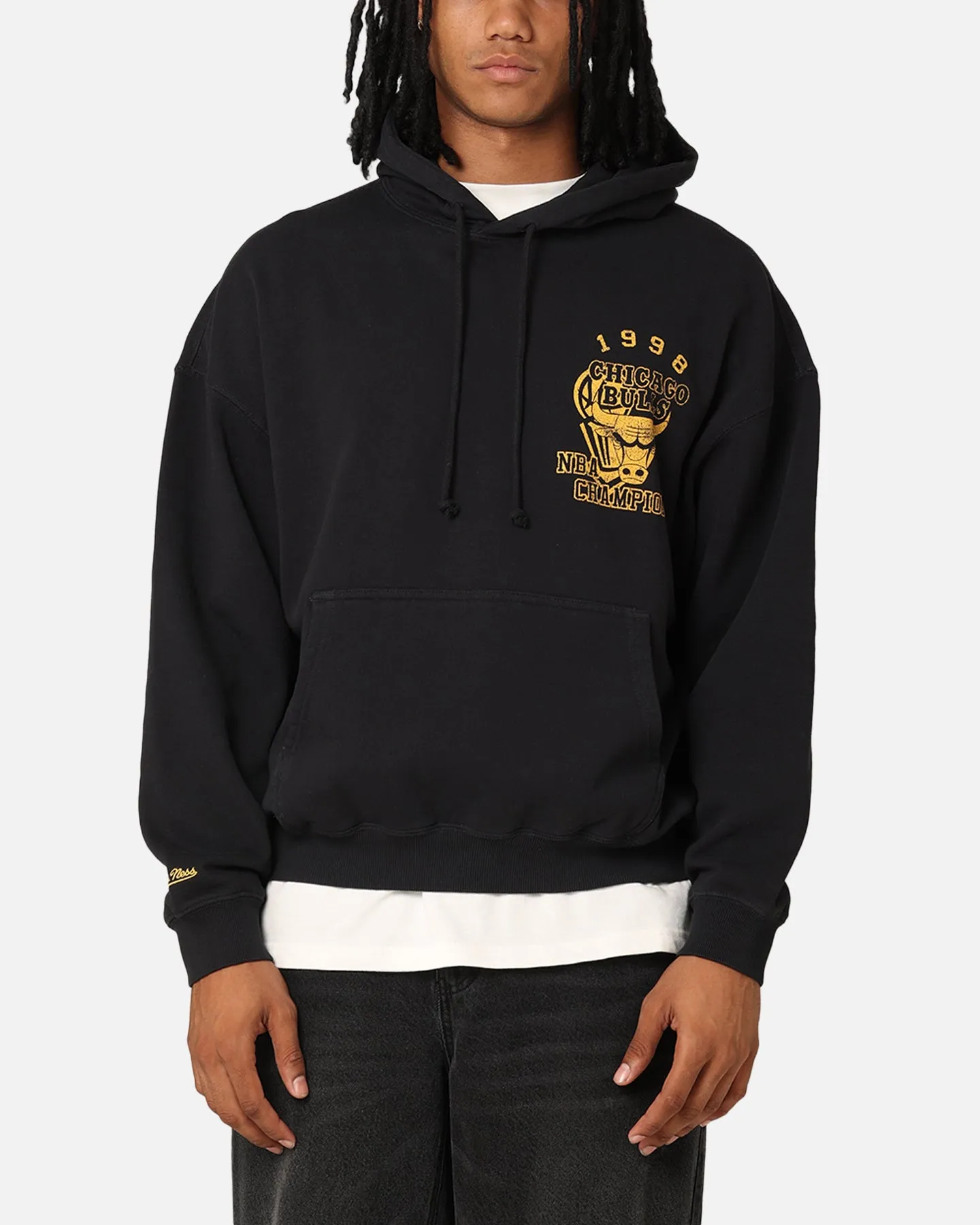 Mitchell & Ness Chicago Bulls Rings Hoodie Faded Black sold by Culture Kings product image thumbnail 2