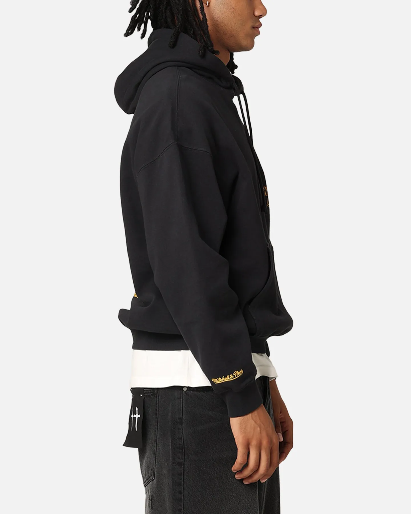 Mitchell & Ness Chicago Bulls Rings Hoodie Faded Black sold by Culture Kings product image thumbnail 5