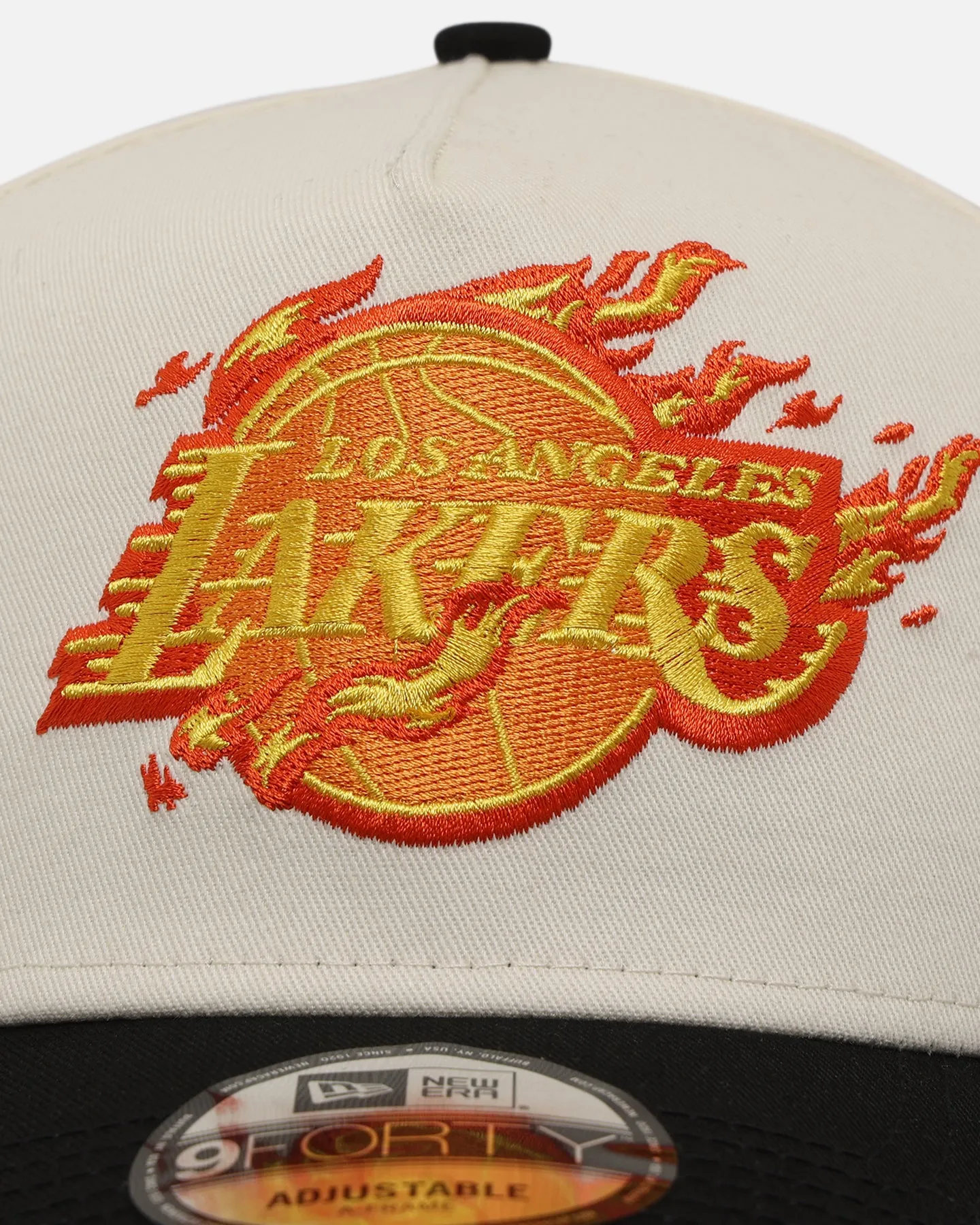 New Era Los Angeles Lakers 'Flame' 9FORTY A-Frame Snapback Chrome White/Black sold by Culture Kings product image thumbnail 5