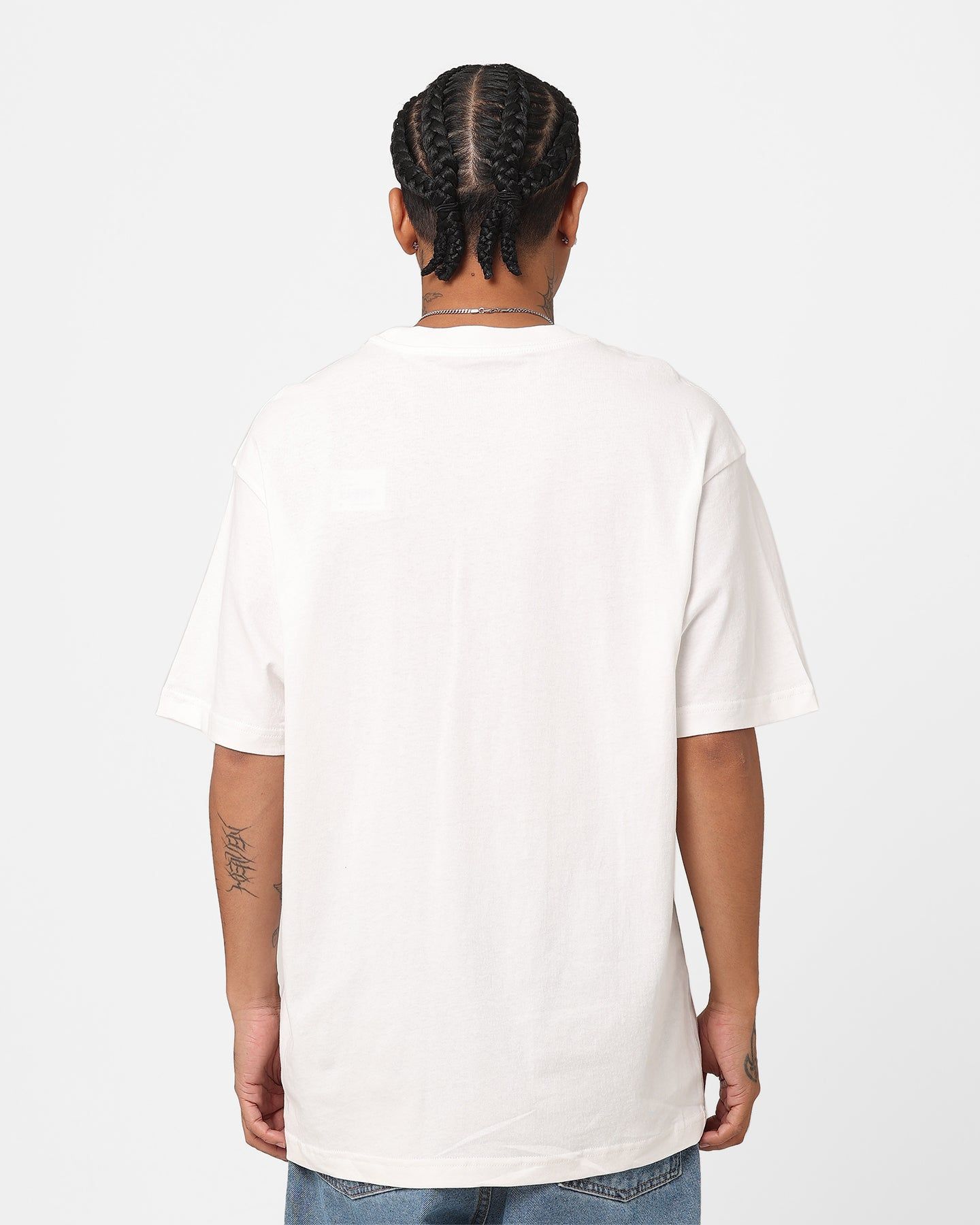 Mitchell & Ness Charlotte Hornets Alive In The Hive T-Shirt Vintage White sold by Culture Kings product image thumbnail 4