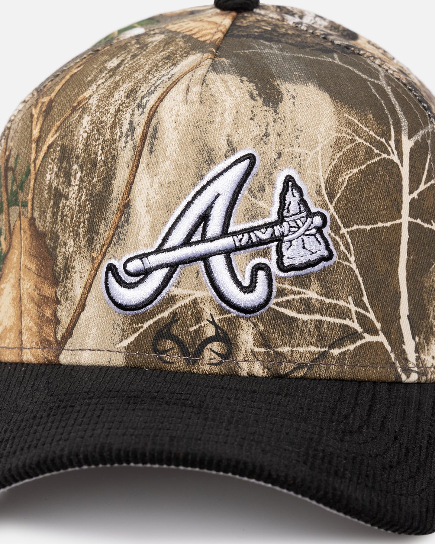 New Era Atlanta Braves 'Stealth Edge' 9FORTY A-Frame Snapback Realtree Edge sold by Culture Kings product image thumbnail 2