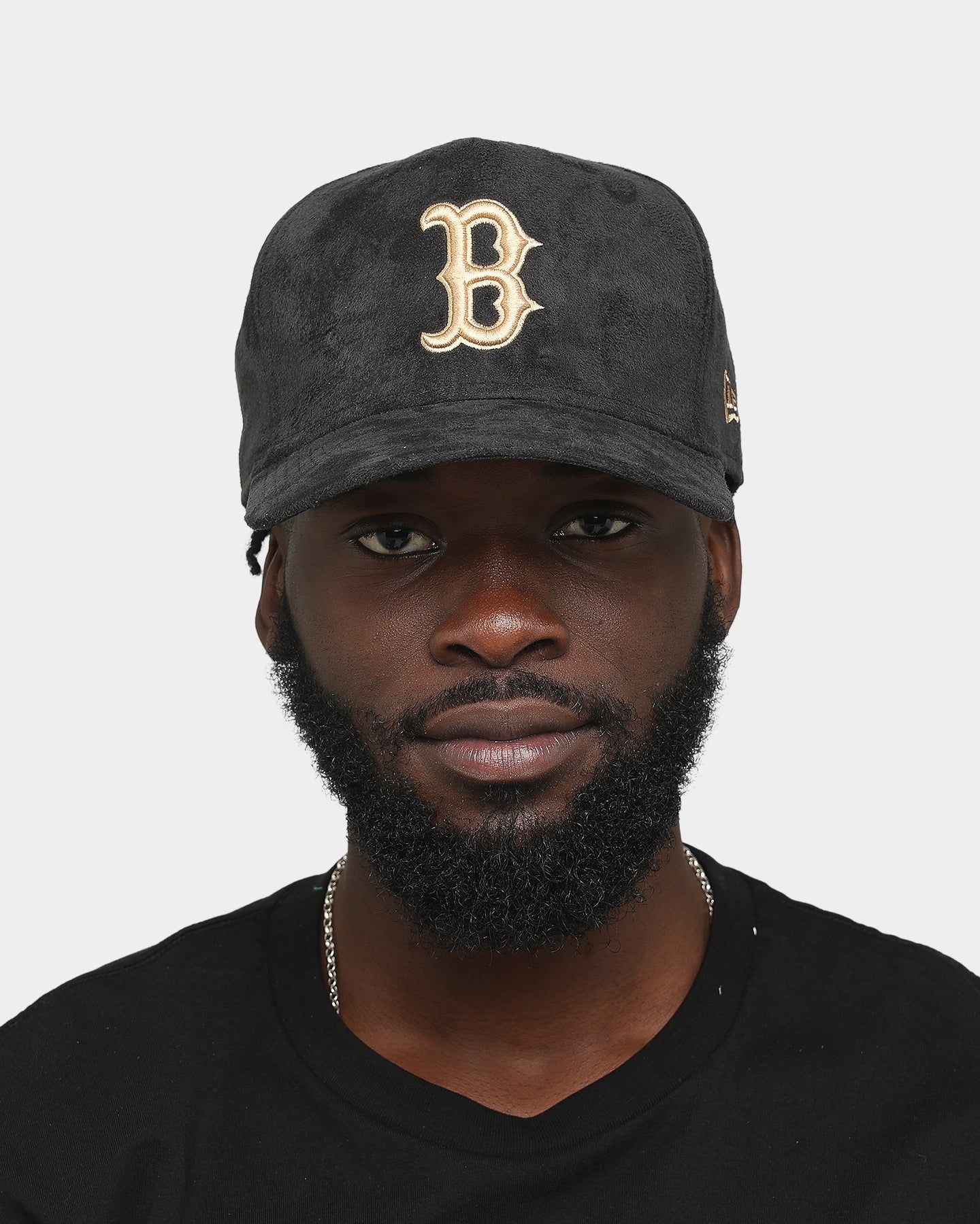 New Era Boston Red Sox 'Black/Tan Suede' 9FORTY K-Frame Strapback sold by Culture Kings product image thumbnail 3