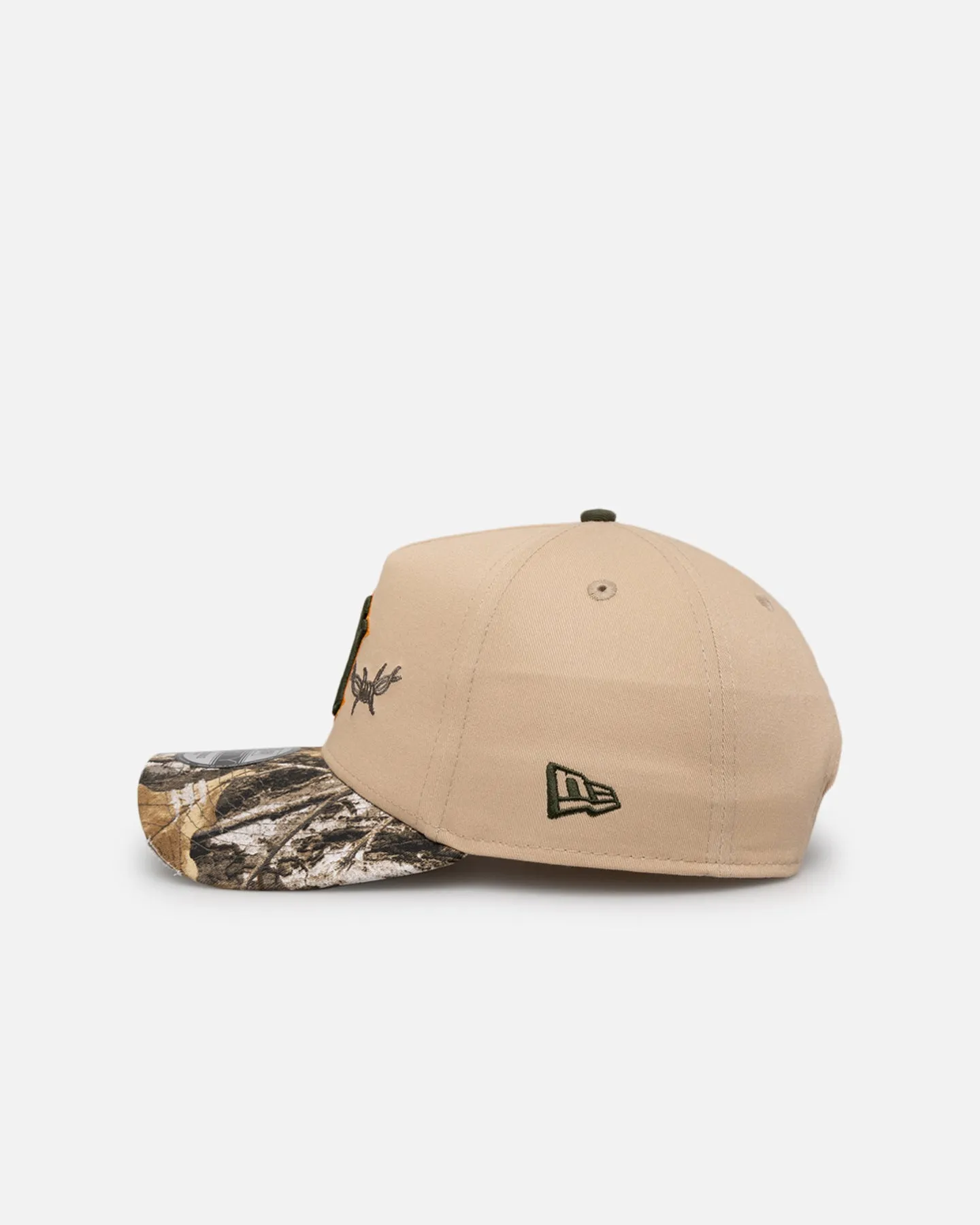 New Era New York Yankees 'Real Tree Edge Grit' 9FORTY A-Frame Snapback Oat Milk/Real Tree sold by Culture Kings product image thumbnail 4