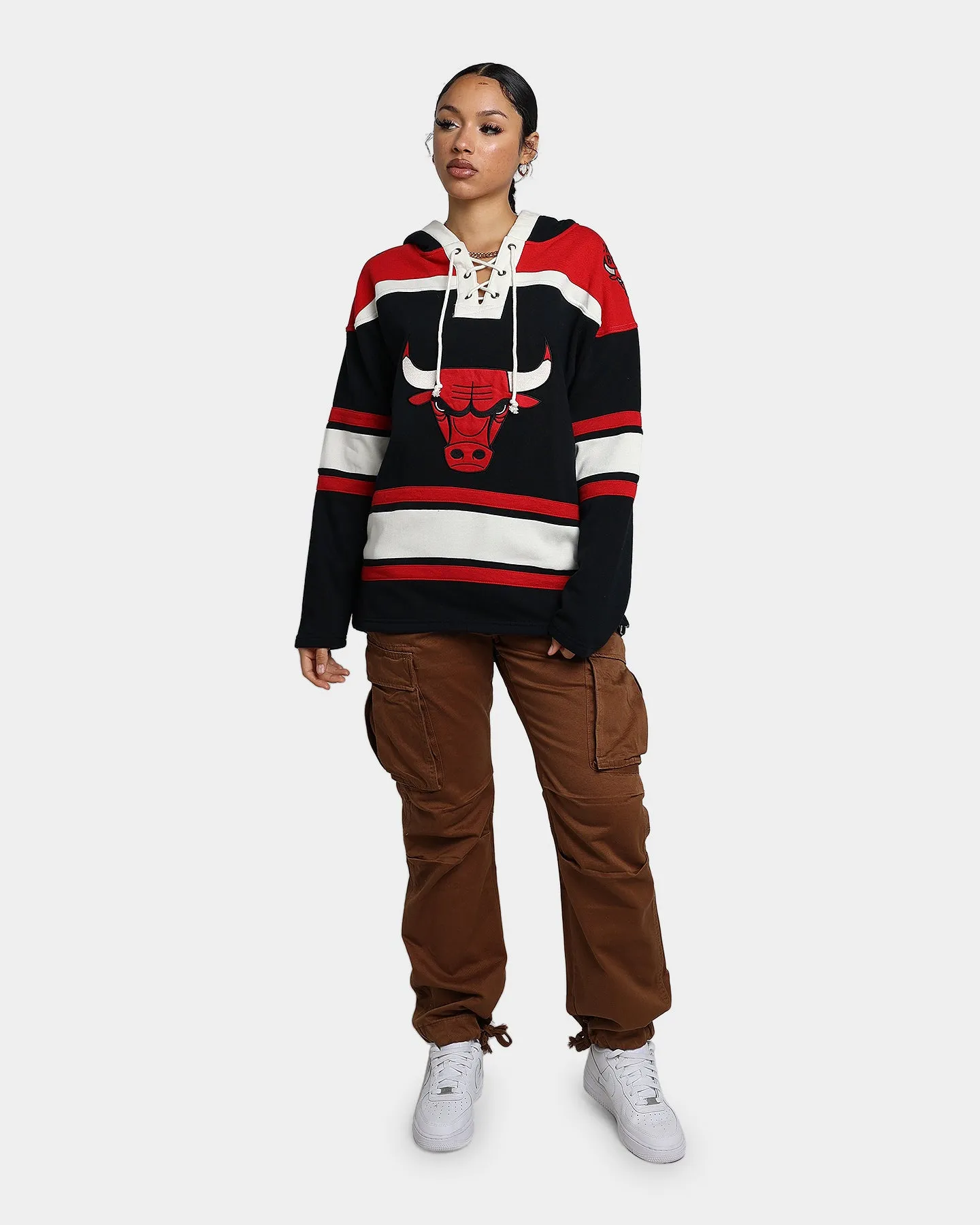 47 Brand Chicago Bulls Superior Lacer Hoodie Jet Black/Red sold by Culture Kings product image thumbnail 2