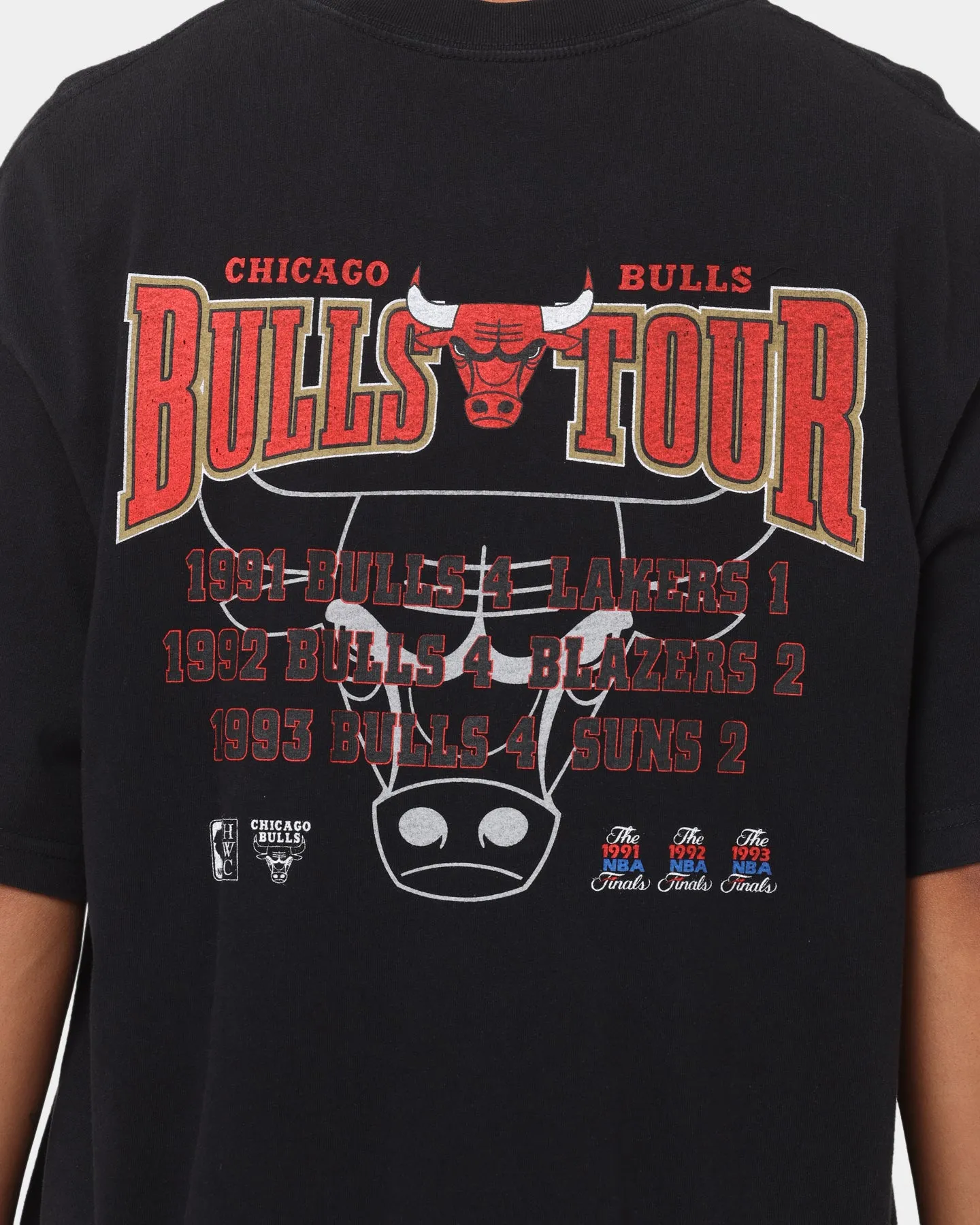 Mitchell & Ness Bulls Tour Champ T-Shirt Black sold by Culture Kings product image thumbnail 4