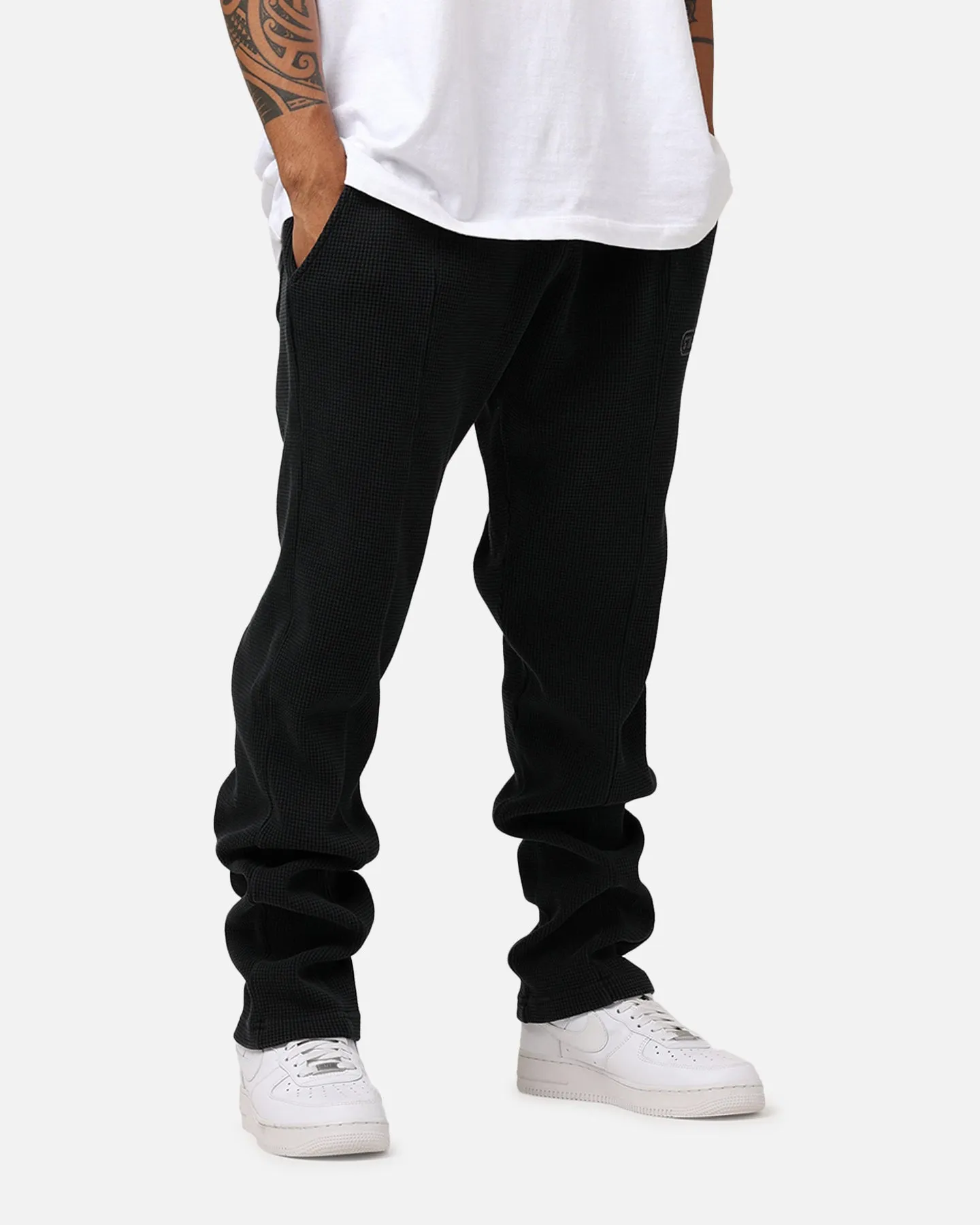Strawberry Pleated Thermal Sweatpants Vintage Black sold by Culture Kings product image thumbnail 5