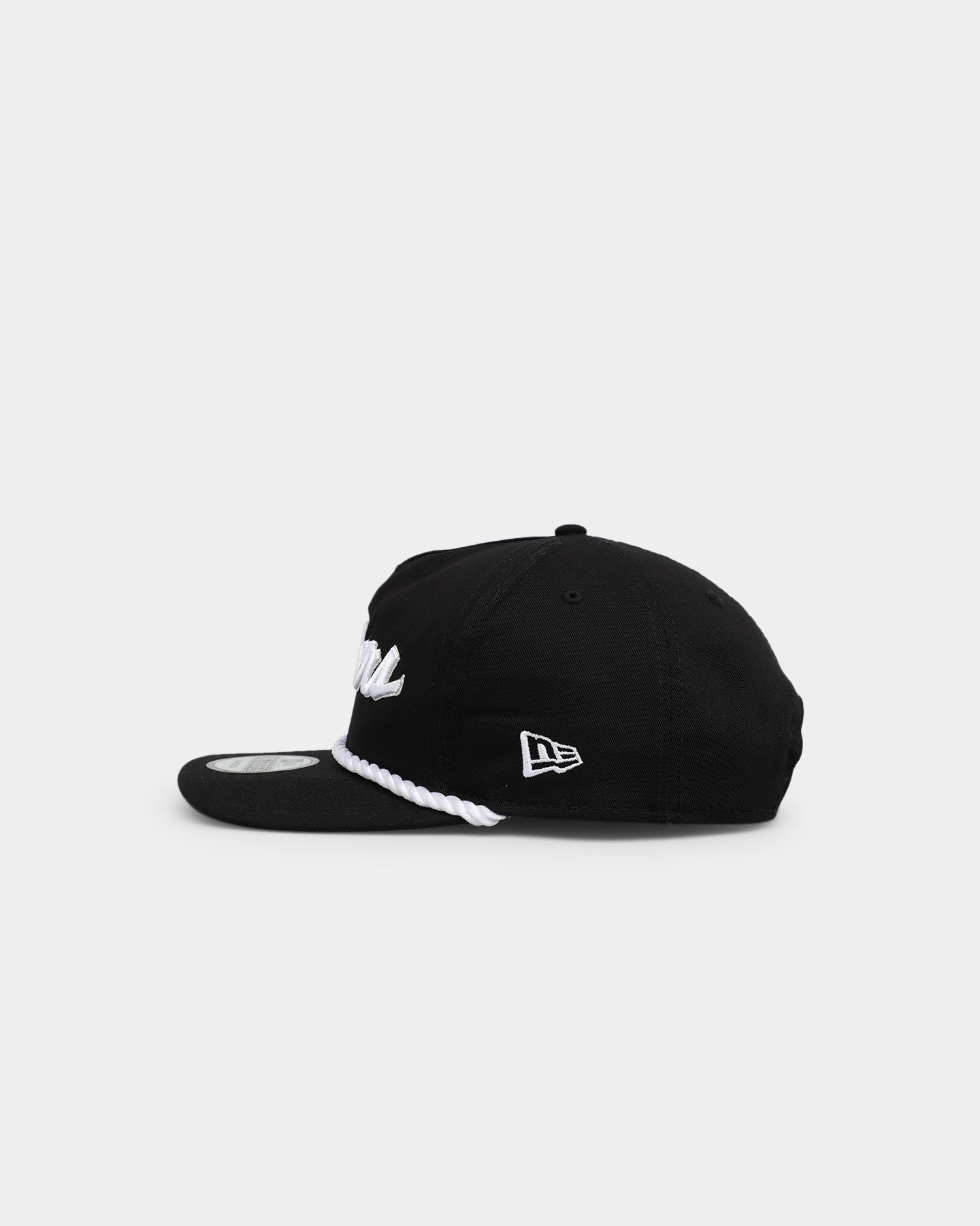 New Era Las Vegas Raiders 'Throwback Raiders' Golfer Snapback Black sold by Culture Kings product image thumbnail 4