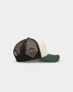 New Era Oakland Raiders 'Beef & Broccoli' 9FORTY K-Frame Snapback Chrome White sold by Culture Kings