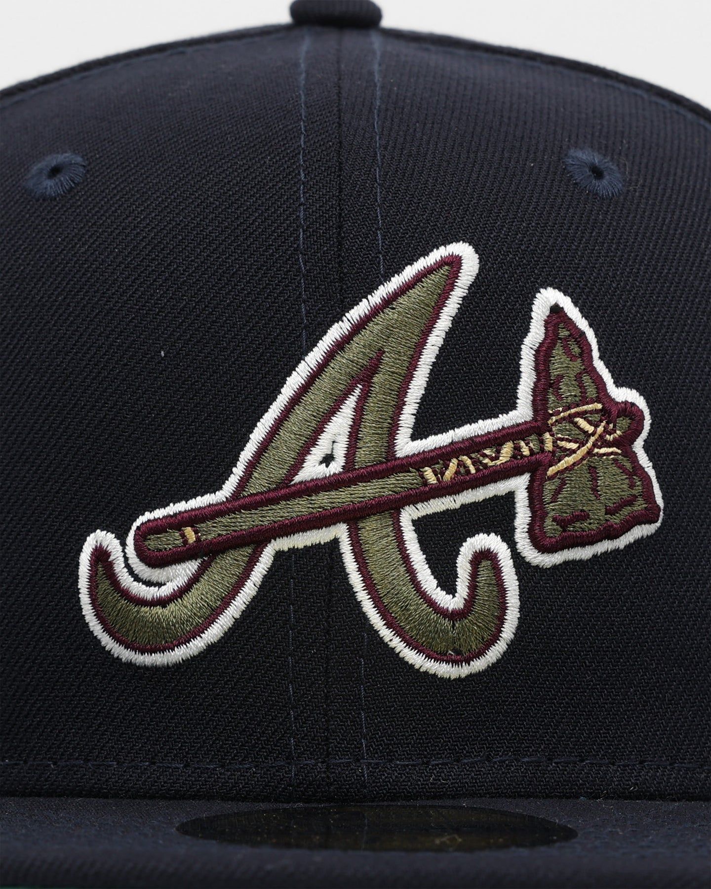 New Era Atlanta Braves Botanical 59FIFTY Fitted Black sold by Culture Kings product image thumbnail 5