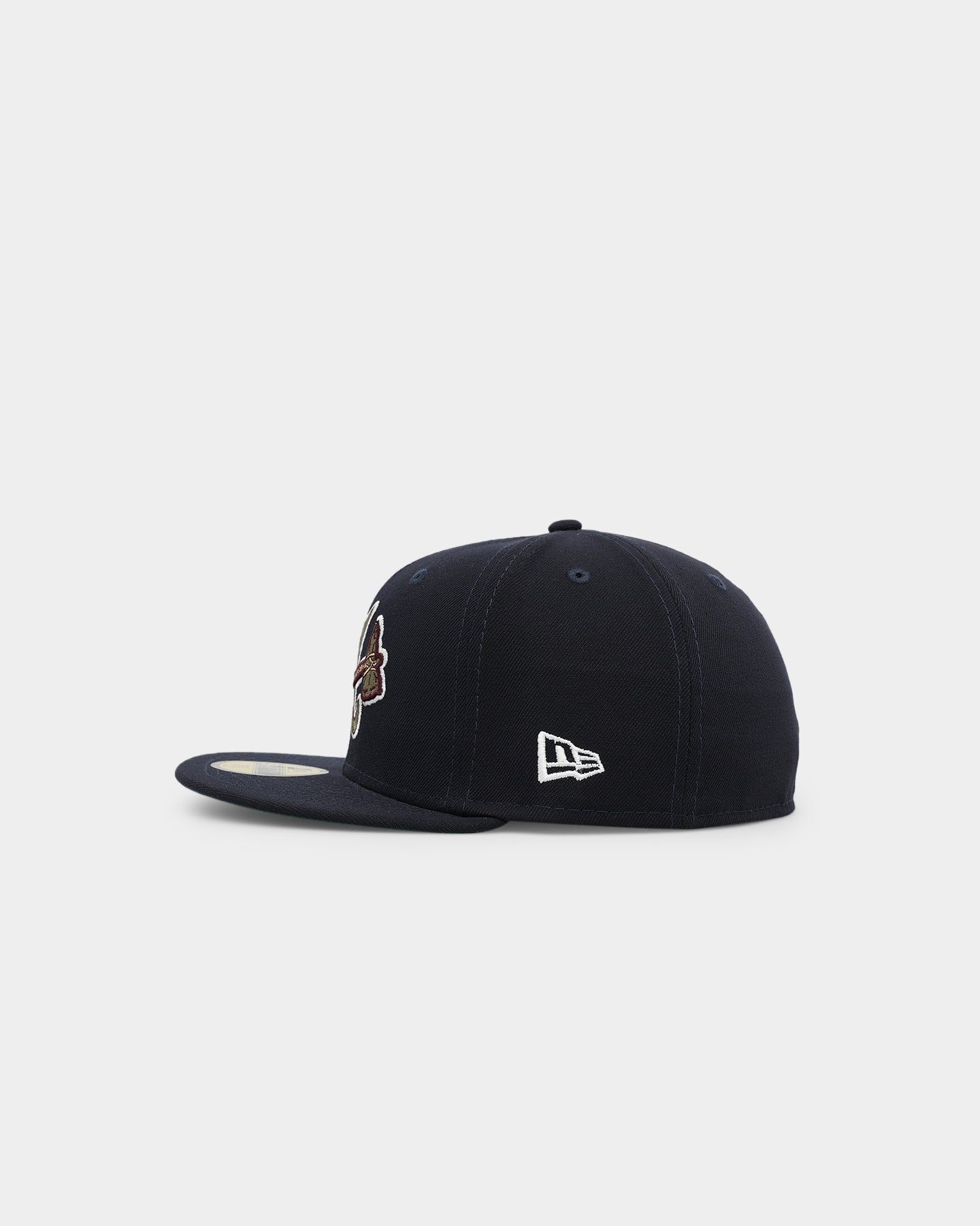 New Era Atlanta Braves Botanical 59FIFTY Fitted Black sold by Culture Kings product image thumbnail 4