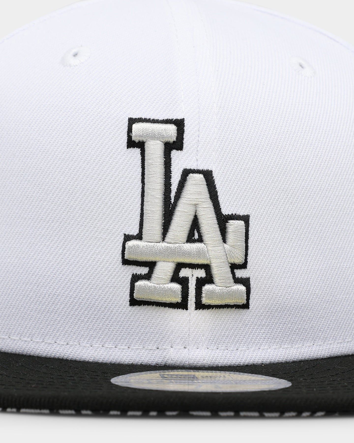 New Era Los Angeles Dodgers 'Cement Grey' 59FIFTY Fitted White sold by Culture Kings product image thumbnail 5