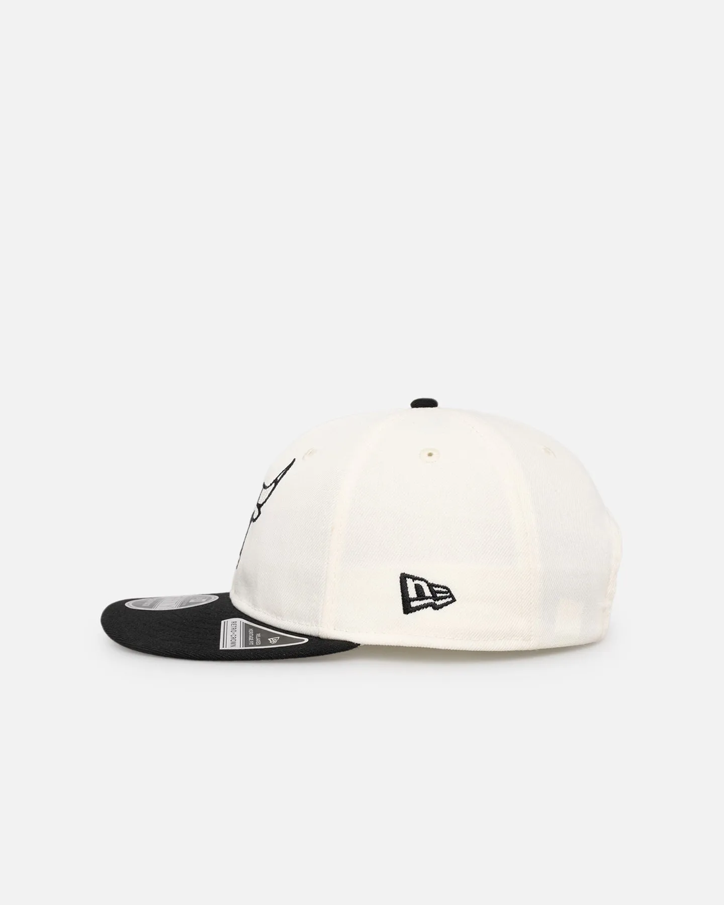 New Era Chicago Bulls 'Retro Crown Classic' 9FIFTY Retro Crown Strapback Chrome White/Black sold by Culture Kings product image thumbnail 4