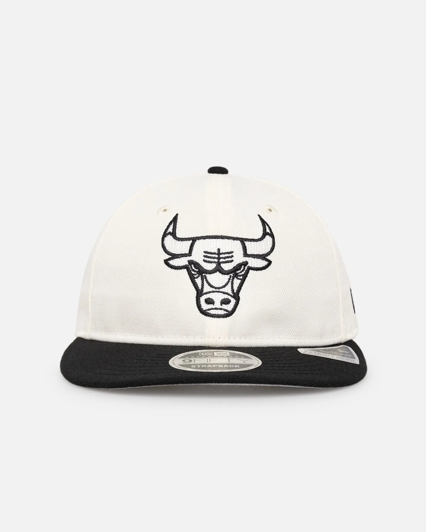 New Era Chicago Bulls 'Retro Crown Classic' 9FIFTY Retro Crown Strapback Chrome White/Black sold by Culture Kings