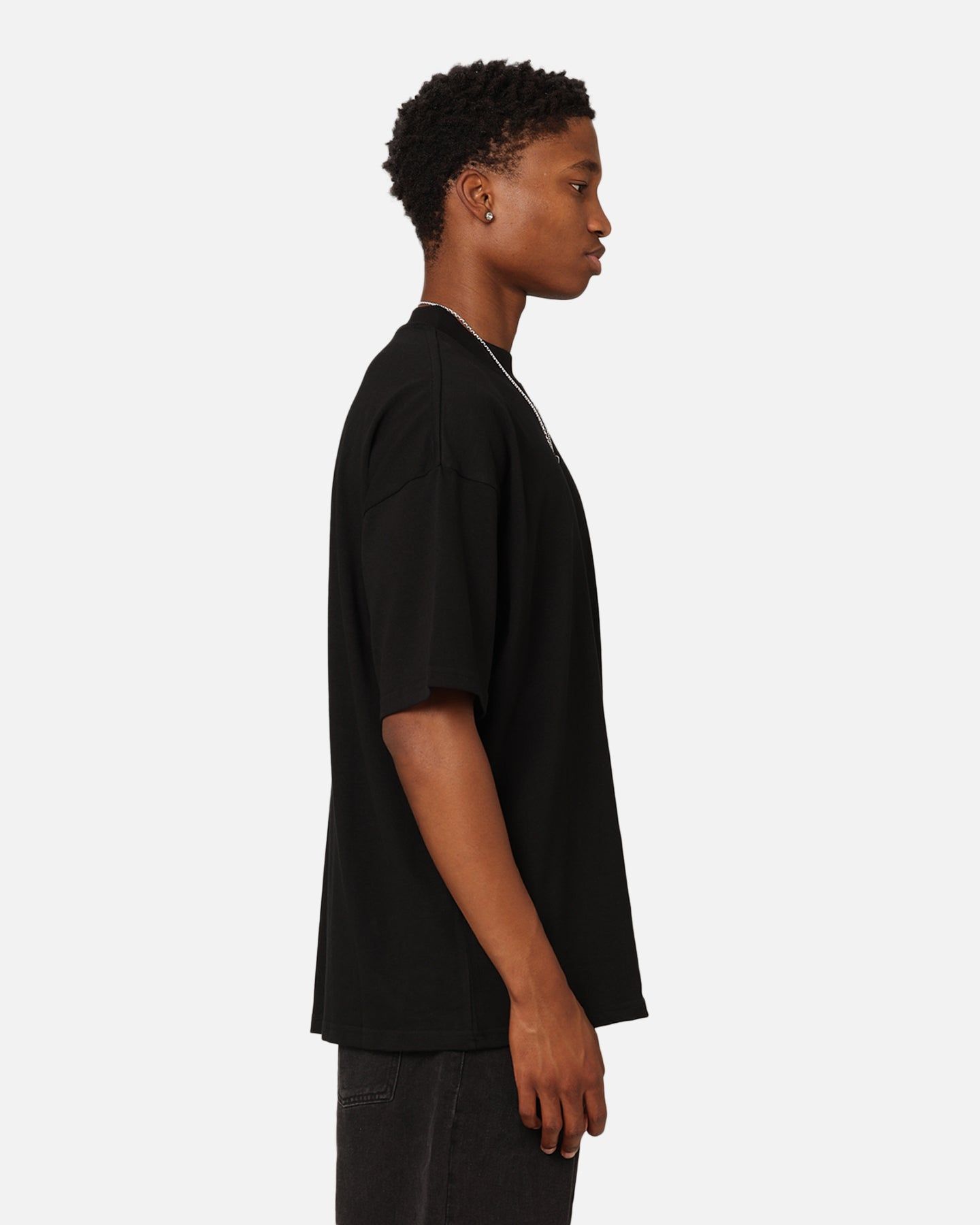 Culture Kings Oversized Blank T-Shirt Black sold by Culture Kings product image thumbnail 5