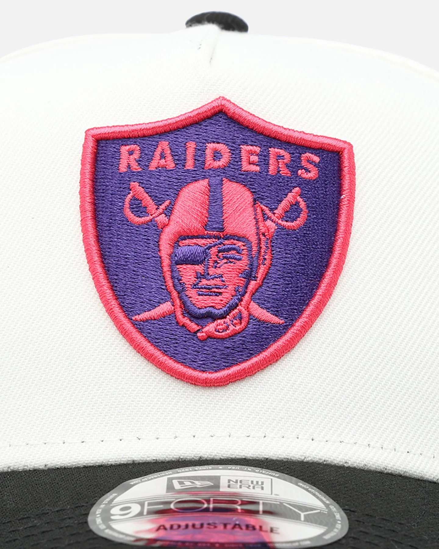 New Era Las Vegas Raiders 'Neon Nights' 9FORTY Snapback Chrome/Black sold by Culture Kings product image thumbnail 5