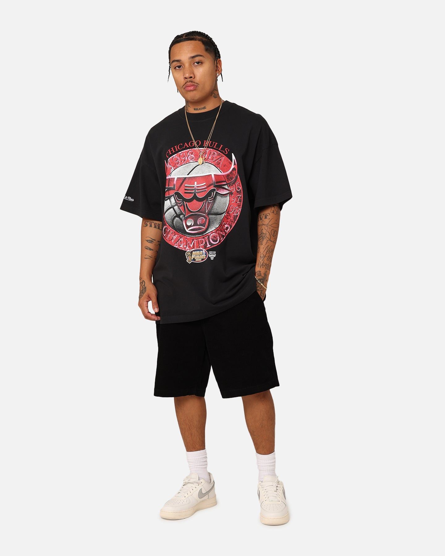 Mitchell & Ness Chicago Bulls 1998 Game 6 T-Shirt Faded Black sold by Culture Kings product image thumbnail 3