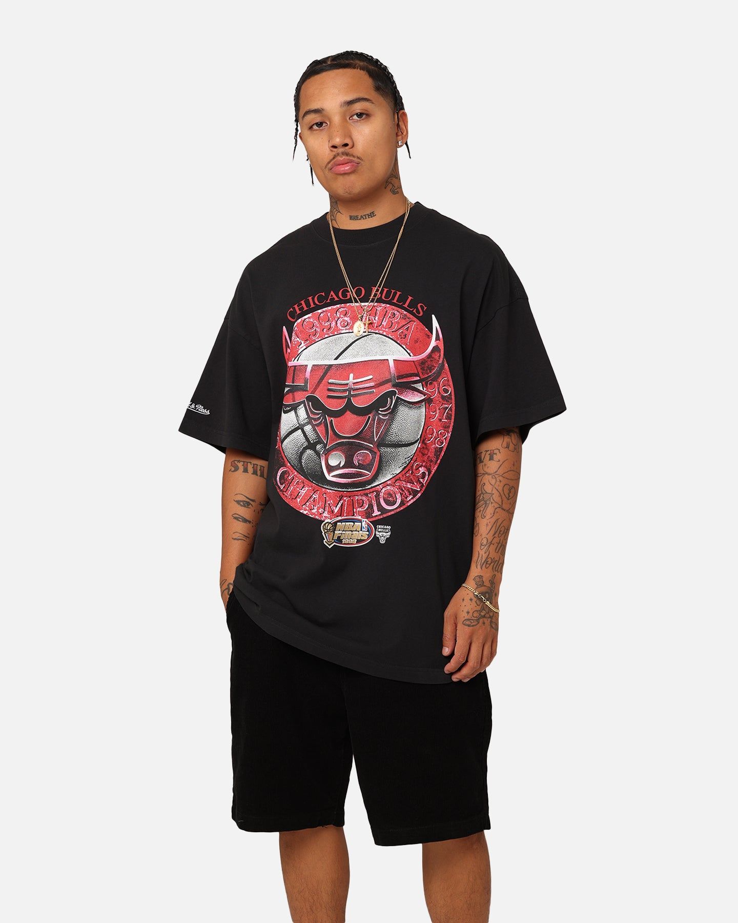Mitchell & Ness Chicago Bulls 1998 Game 6 T-Shirt Faded Black sold by Culture Kings