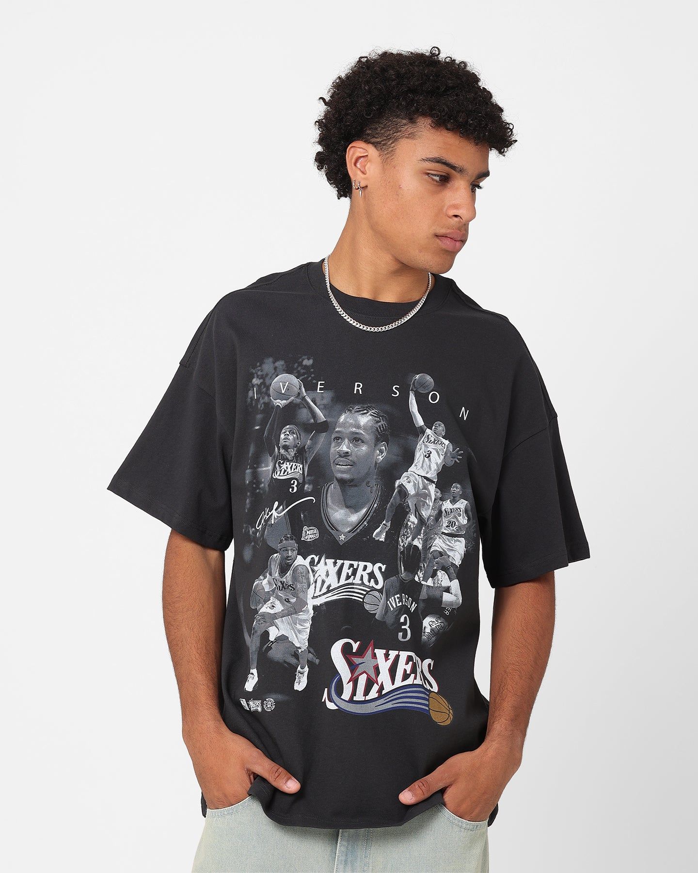 Mitchell & Ness Philadelphia 76ers Allen Iverson Player Photo T-Shirt Faded Black sold by Culture Kings