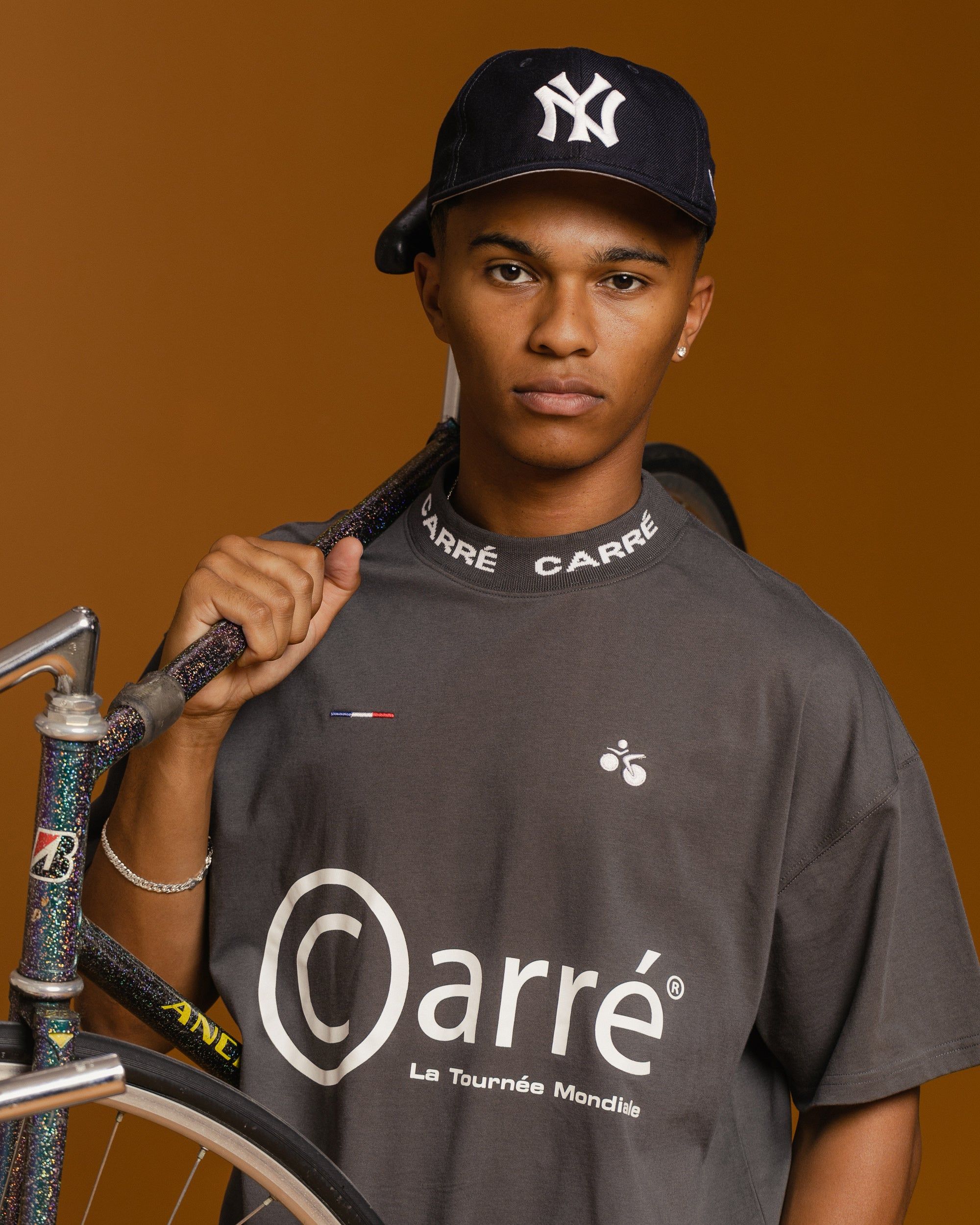 Carre Tournee Oversized Short Sleeve T-Shirt Coal sold by Culture Kings