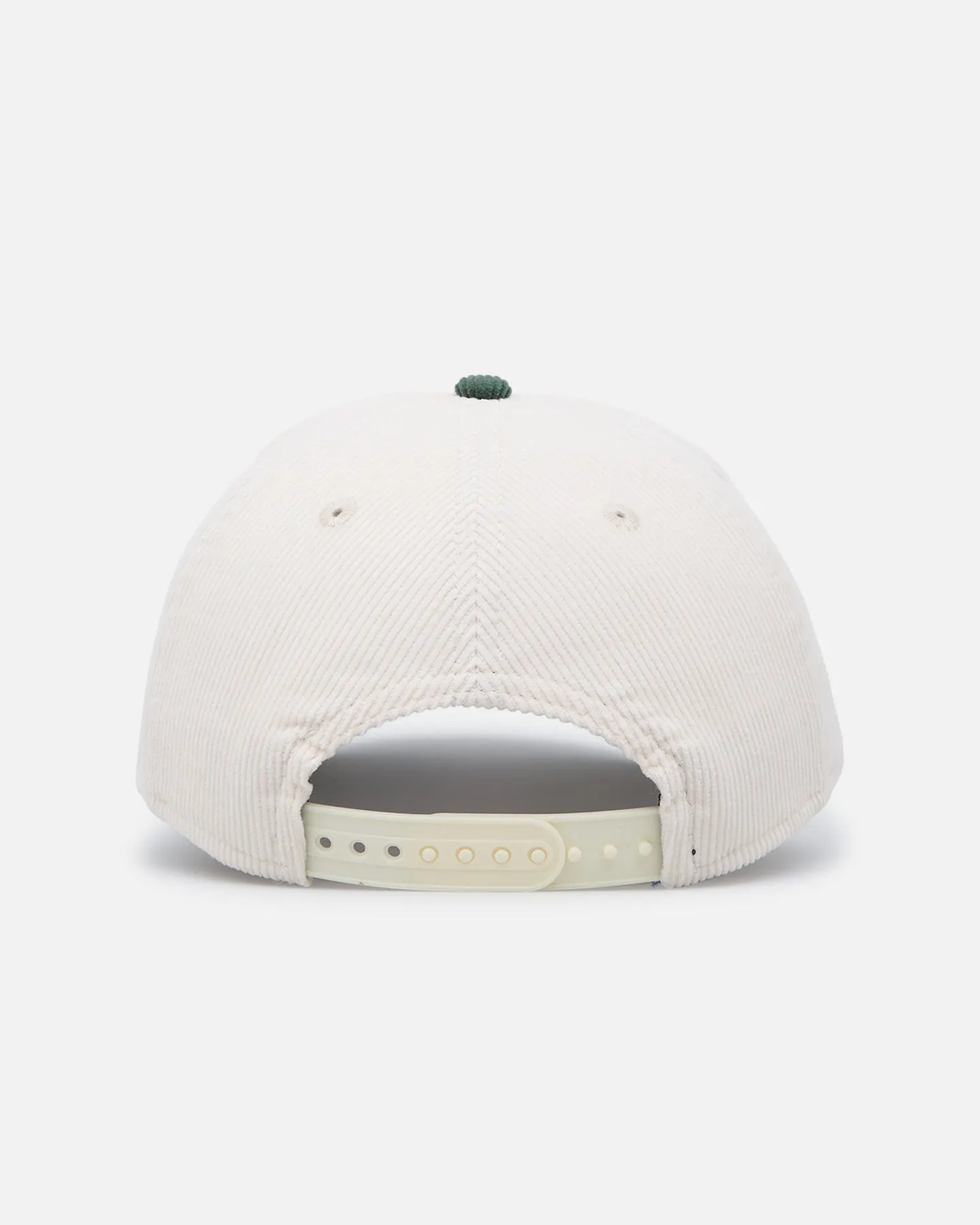 New Era Atlanta Braves 'Heritage Golf' Pre-Curved Golfer Snapback Chrome White sold by Culture Kings product image thumbnail 2