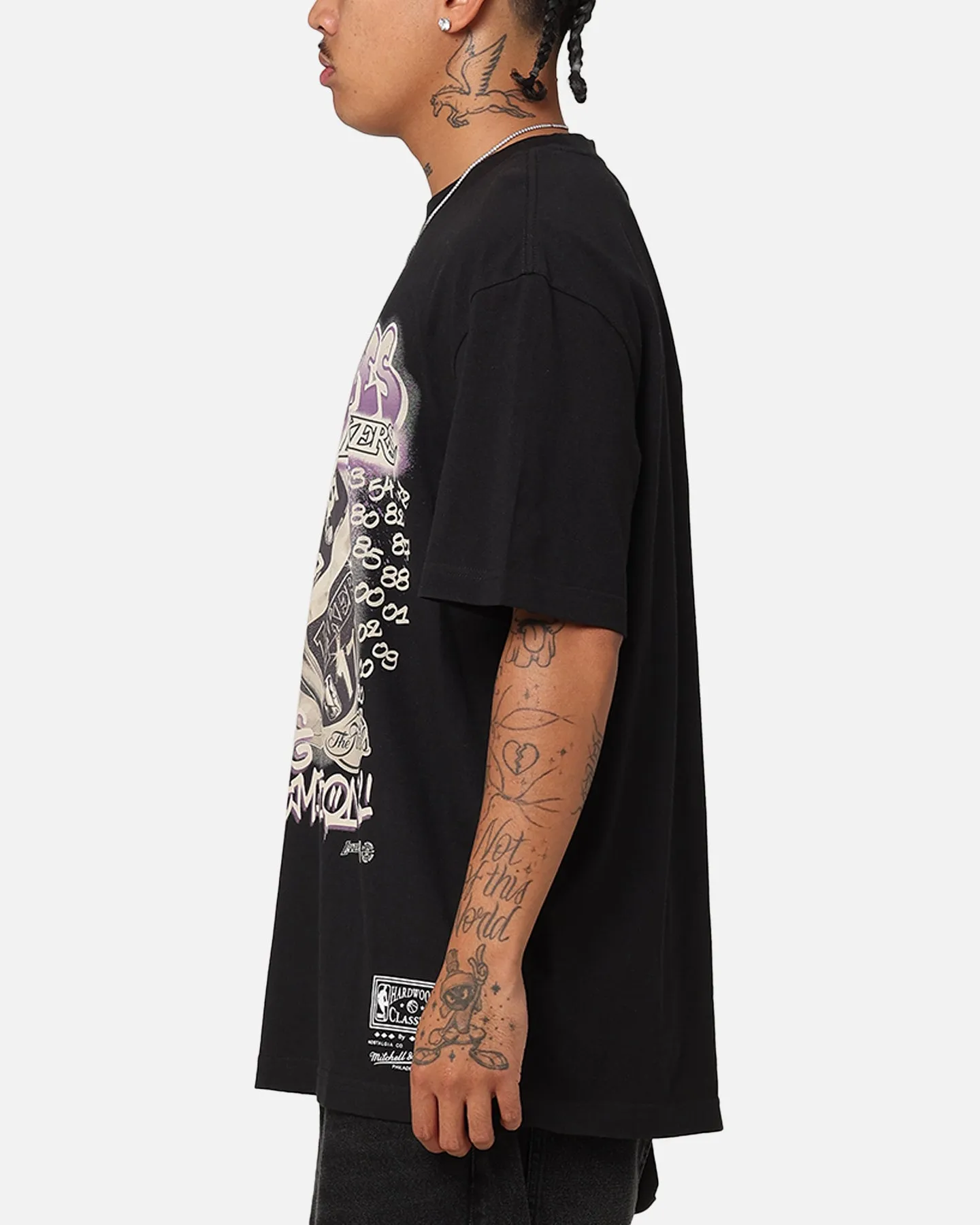 Mitchell & Ness Los Angeles Lakers Champs Graffiti T-Shirt Faded Black sold by Culture Kings product image thumbnail 5