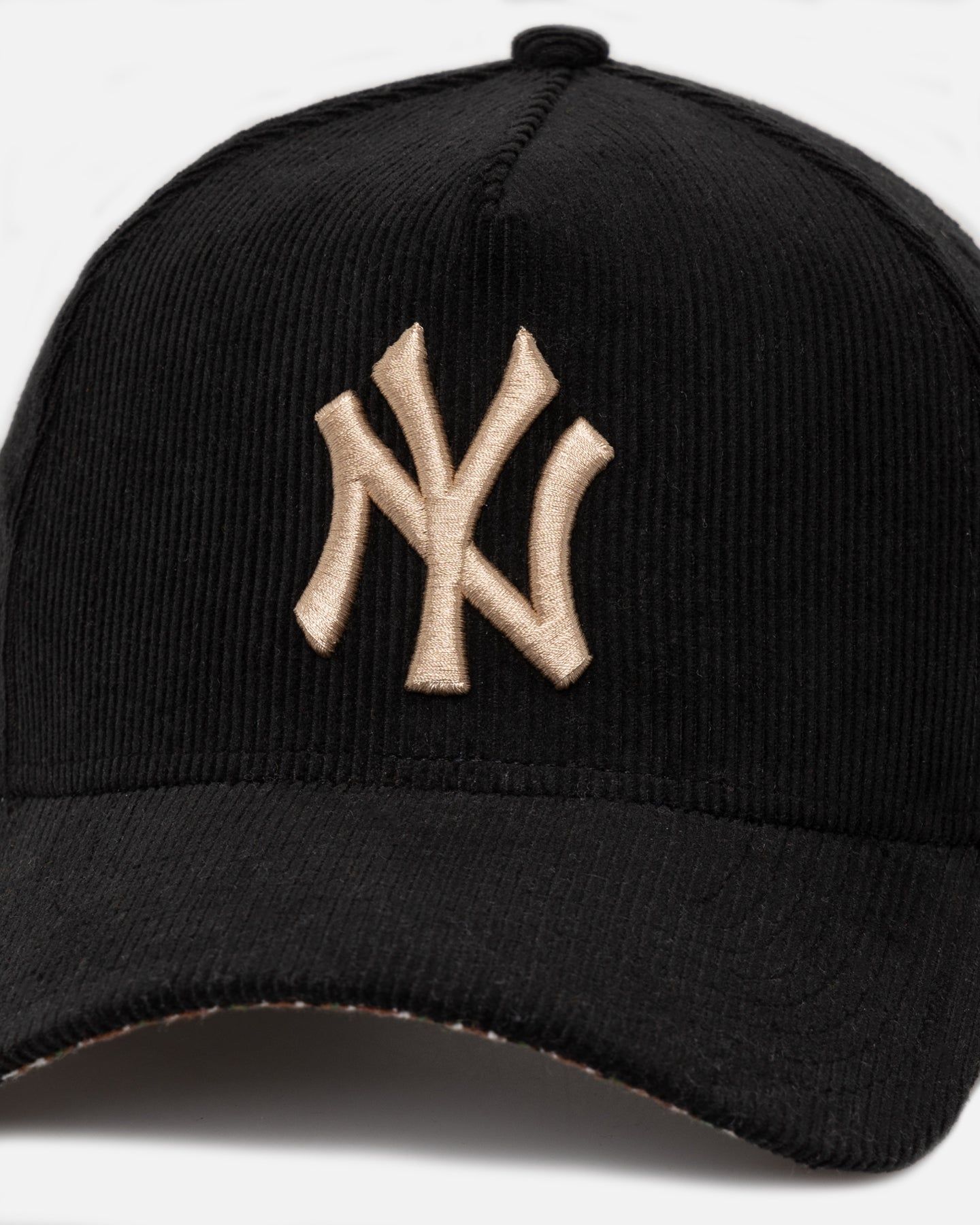 New Era New York Yankees 'Black Cord Plaid UV' 9FORTY A-Frame Snapback Black/Plaid sold by Culture Kings product image thumbnail 2