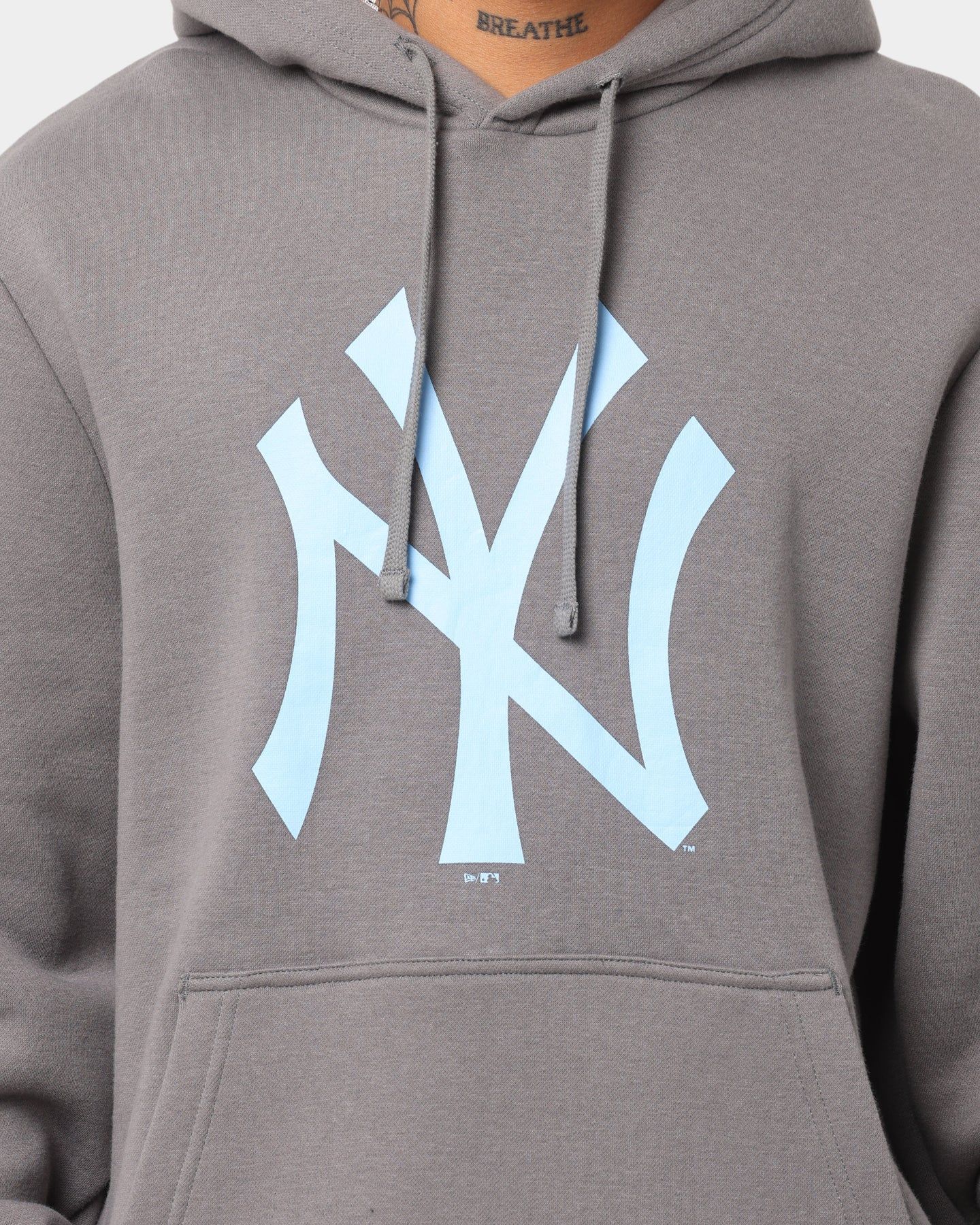 New Era New York Yankees Hoodie Charcoal/Sky Blue sold by Culture Kings product image thumbnail 3