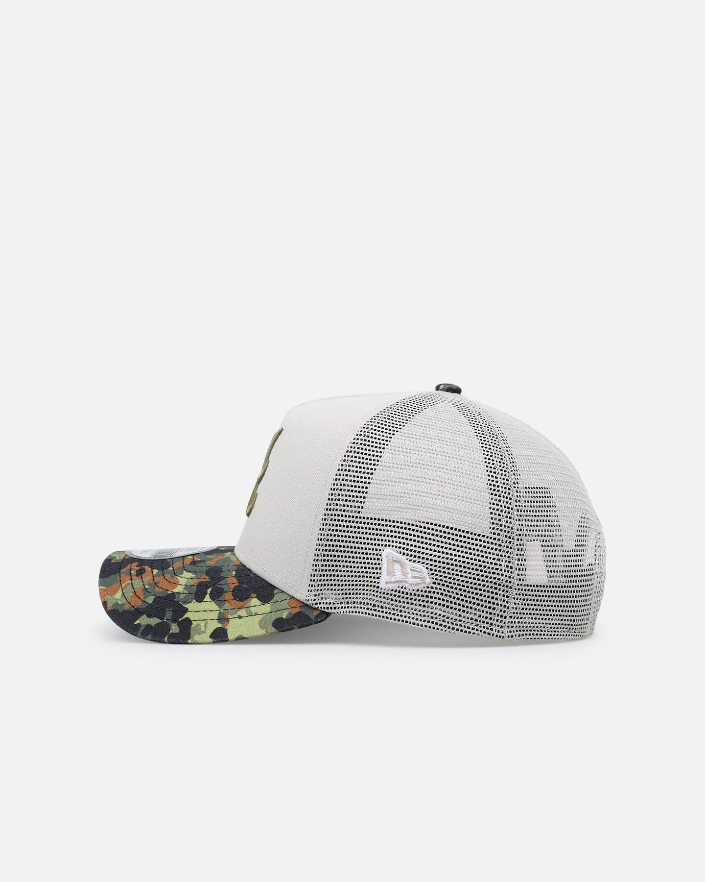 New Era Atlanta Braves "Camo Visor" 9FORTY A-Frame Trucker Snapback Stone/Olive sold by Culture Kings product image thumbnail 4