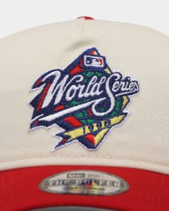 New Era New York Yankees '1990s World Series Through The Decades' 1998 World Series Golfer Snapback Chrome White sold by Culture Kings