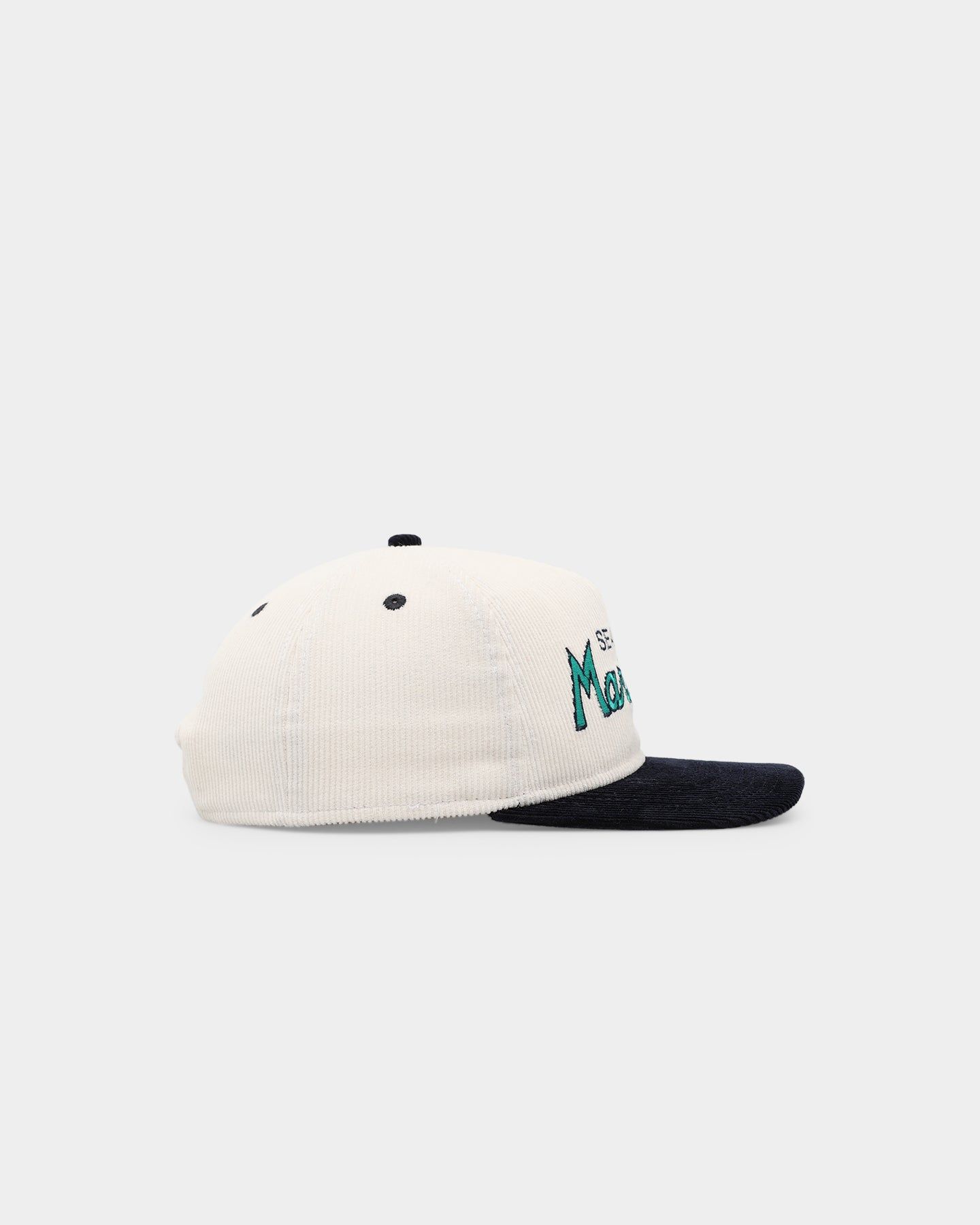 New Era Seattle Mariners 'Chrome Corduroy Throwback Script' Golfer Snapback Chrome White sold by Culture Kings product image thumbnail 3