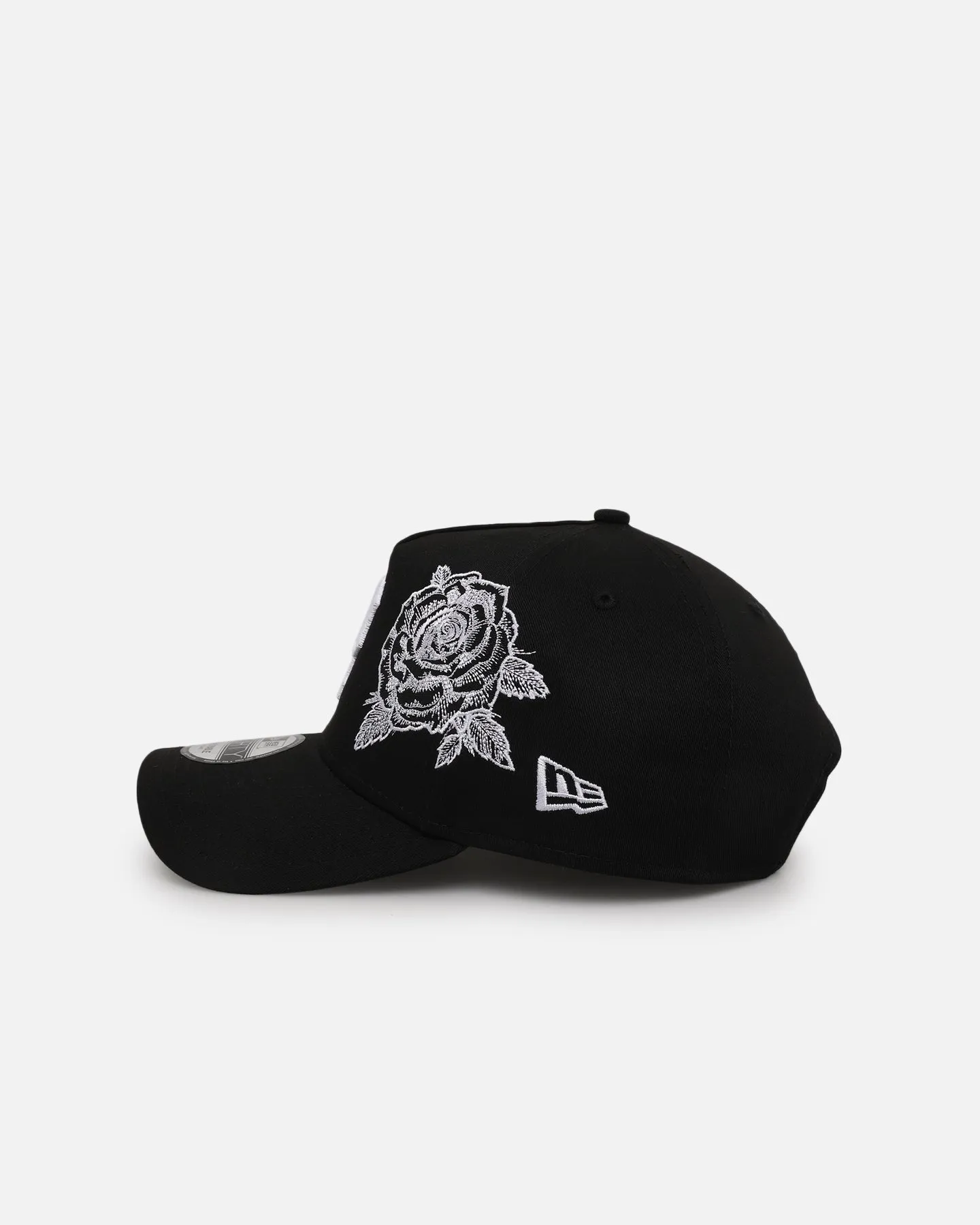 New Era Pittsburgh Pirates 'Ornate Rose' 9FORTY A-Frame Snapback Black/White sold by Culture Kings product image thumbnail 4