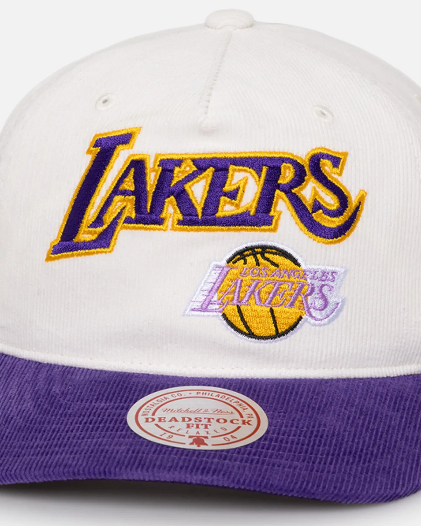 Mitchell & Ness Los Angeles Lakers History Origin Snapback White/Purple sold by Culture Kings product image thumbnail 2