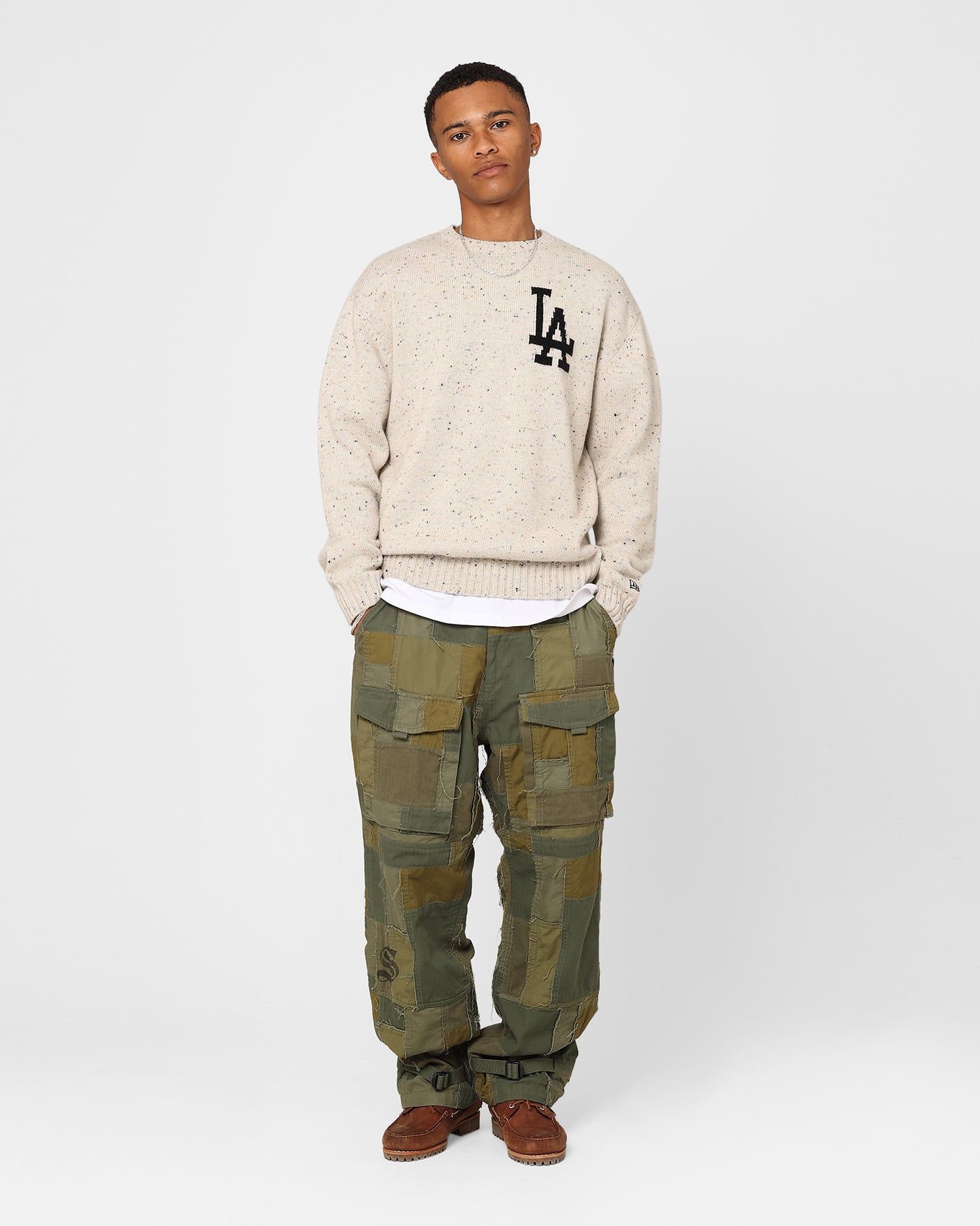 New Era Los Angeles Dodgers Oversized Knit Sweater Stone sold by Culture Kings product image thumbnail 2