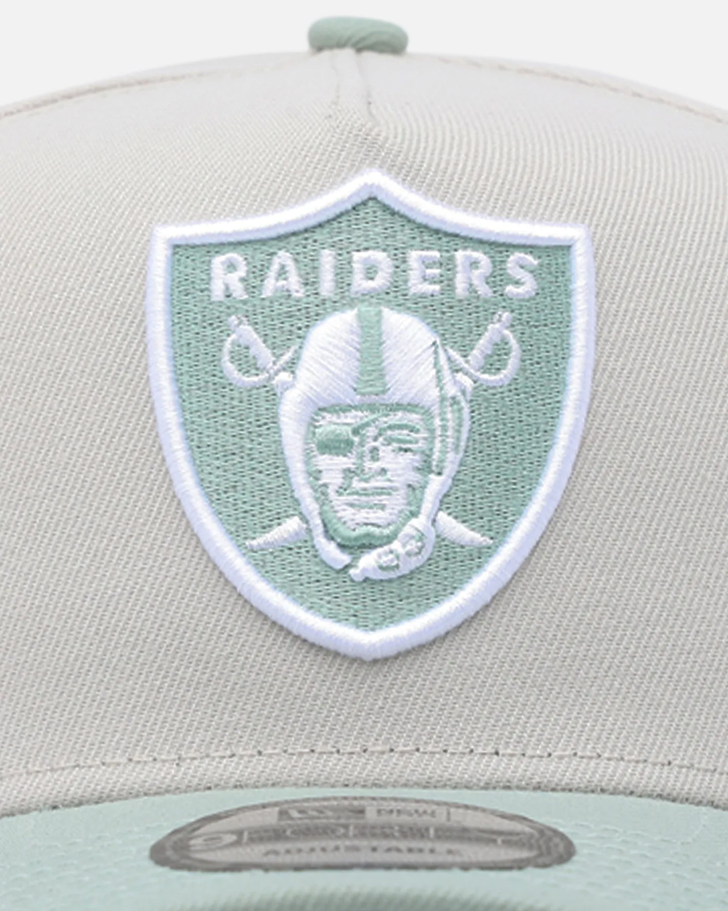 New Era Las Vegas Raiders 'Sea Glass' 9FORTY A-Frame Snapback Stone/Green sold by Culture Kings product image thumbnail 4
