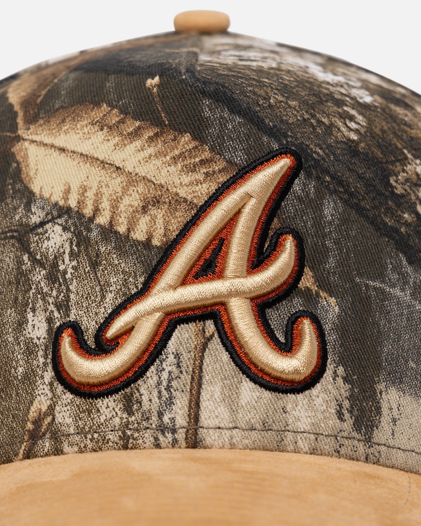 New Era Atlanta Braves 'Real Tree Tan Suede' 9FORTY A-Frame Snapback Real Tree sold by Culture Kings product image thumbnail 5