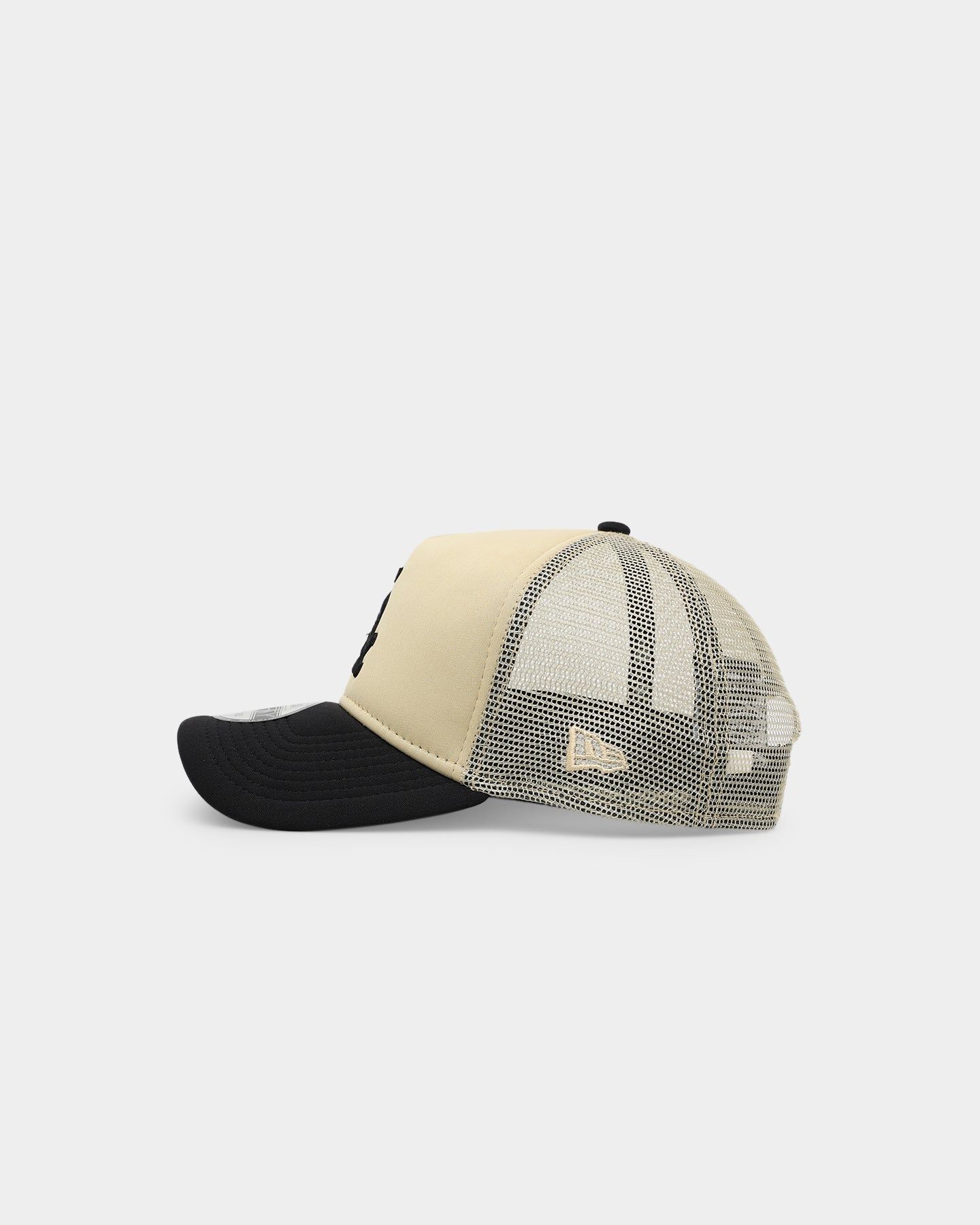 New Era Chicago White Sox All Day 9FORTY A-Frame Snapback Vegas Gold sold by Culture Kings product image thumbnail 4