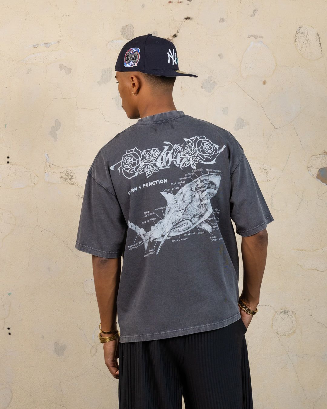 404 Riptide Vintage T-Shirt Charcoal sold by Culture Kings product image thumbnail 2