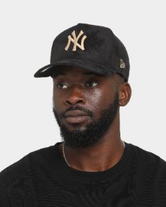 New Era New York Yankees 'Black/Tan Suede' 9FORTY K-Frame Strapback Black/Tan sold by Culture Kings
