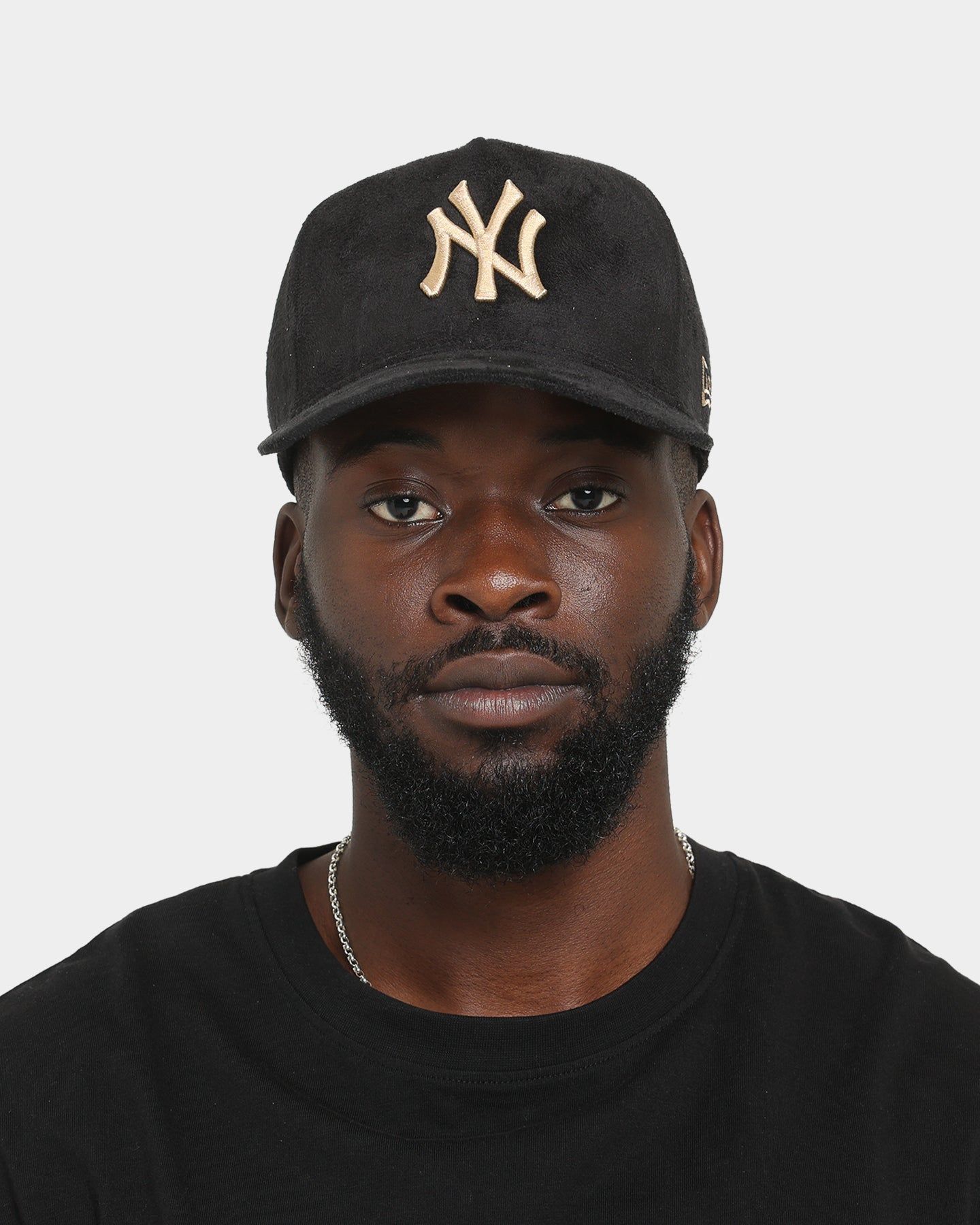 New Era New York Yankees 'Black/Tan Suede' 9FORTY K-Frame Strapback Black/Tan sold by Culture Kings product image thumbnail 2
