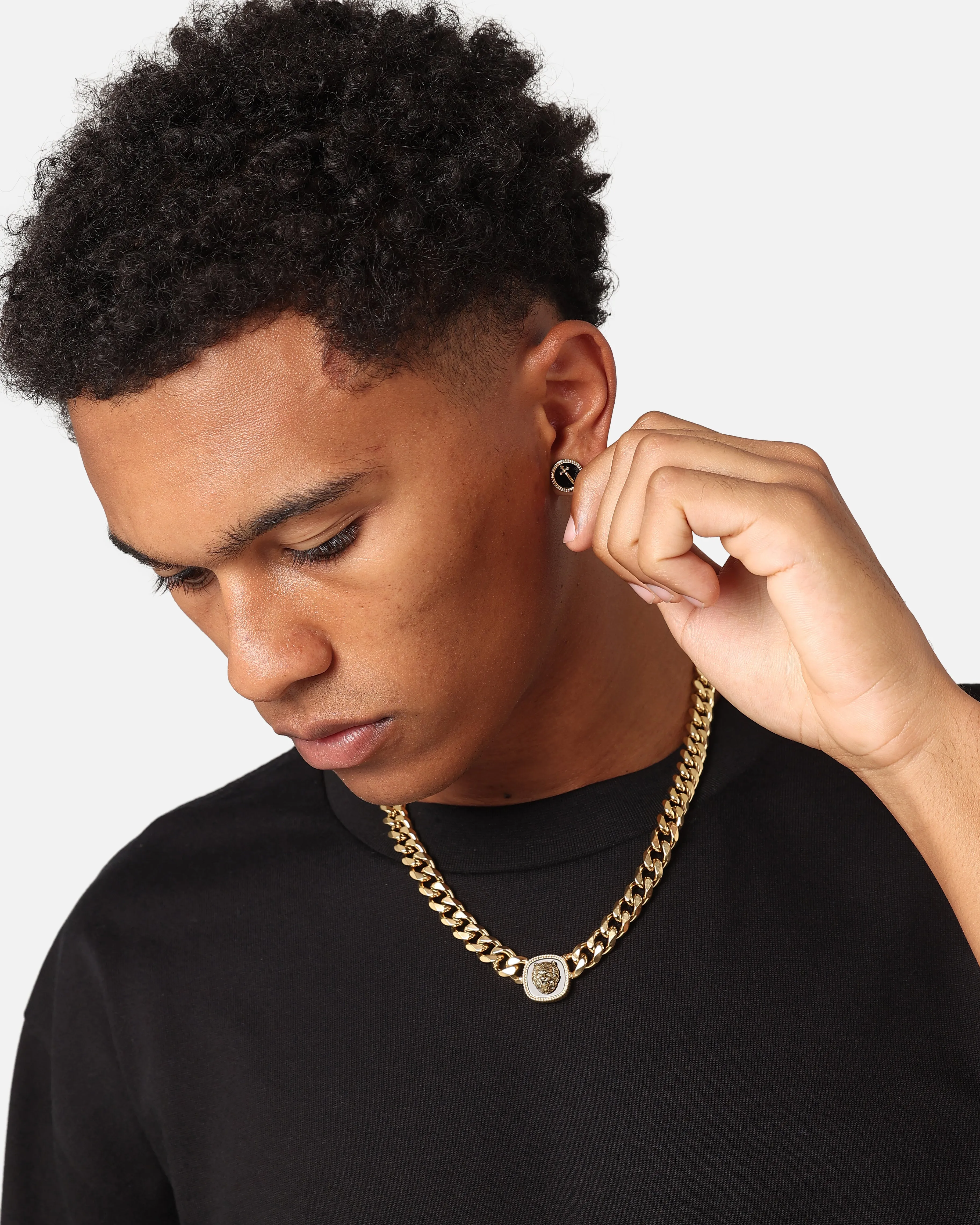 Guess Mainline Lion King Necklace 21" Gold sold by Culture Kings product image thumbnail 3