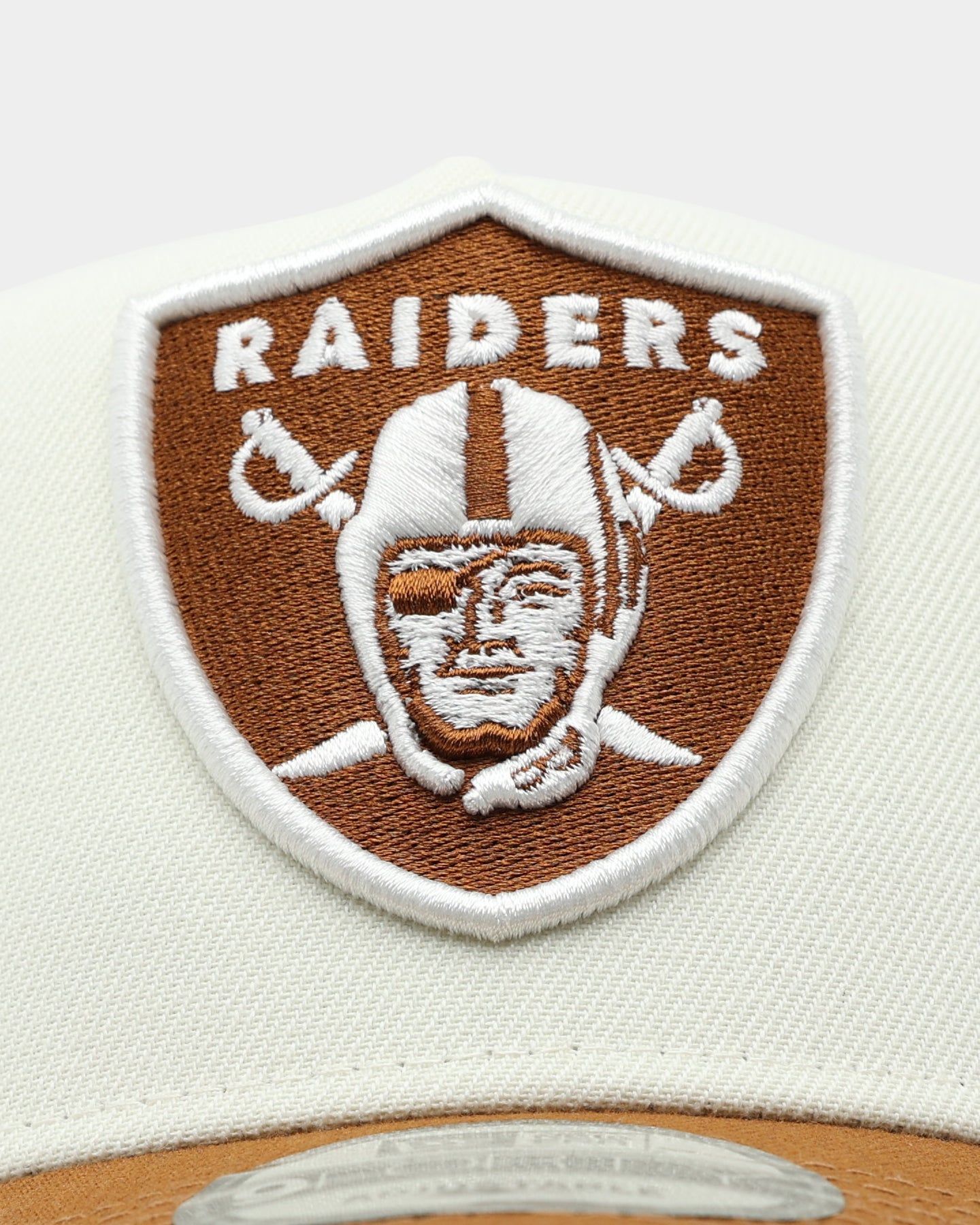 New Era Las Vegas Raiders 'Toasted Peanut' 2-Tone 9FORTY A-Frame Snapback White sold by Culture Kings product image thumbnail 5