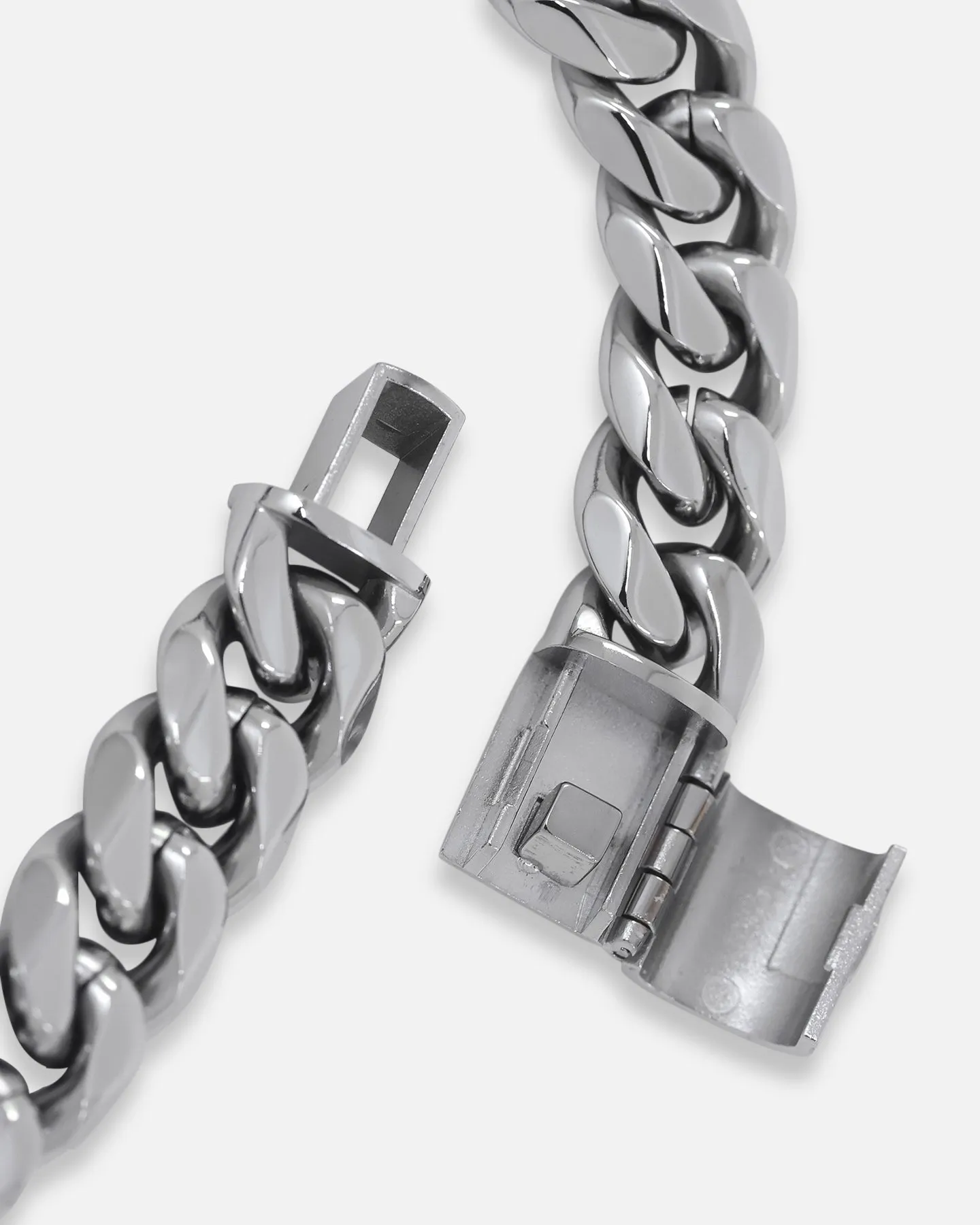 Saint Morta 10mm Cuban Bracelet White Gold sold by Culture Kings product image thumbnail 5