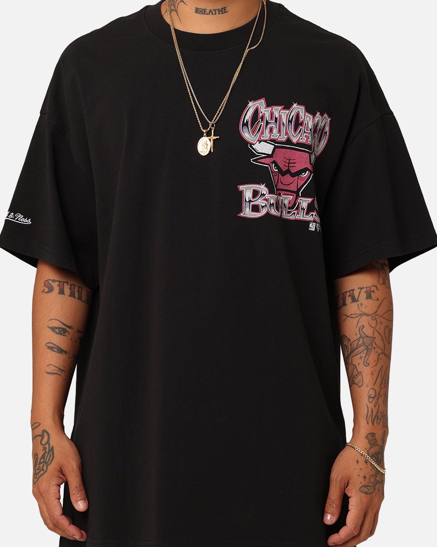 Mitchell & Ness Chicago Bulls Grafitti T-Shirt Black sold by Culture Kings product image thumbnail 5