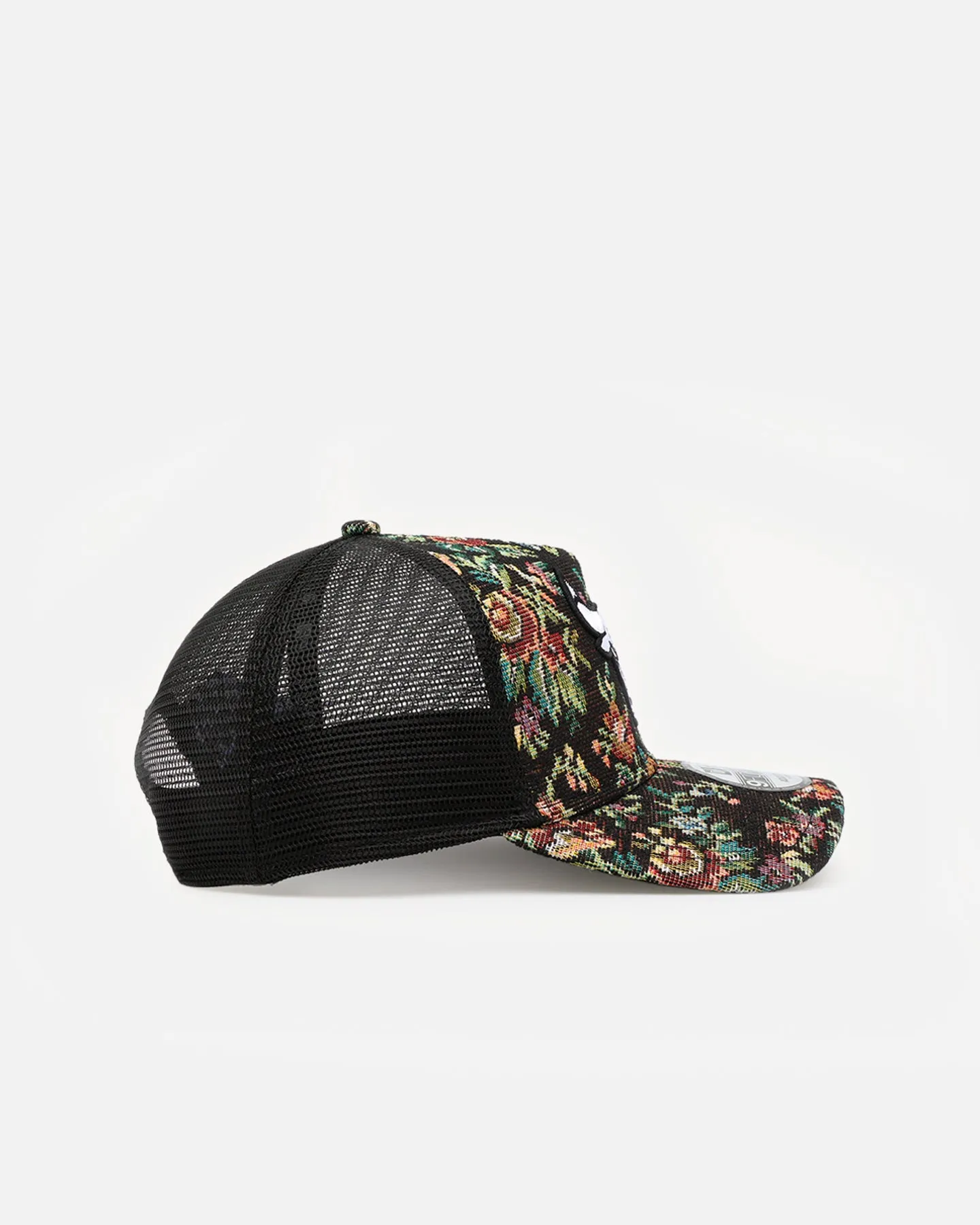New Era Chicago Bulls 'Black Floral Tapestry' 9FORTY A-Frame Trucker Snapback Tapestry sold by Culture Kings product image thumbnail 4