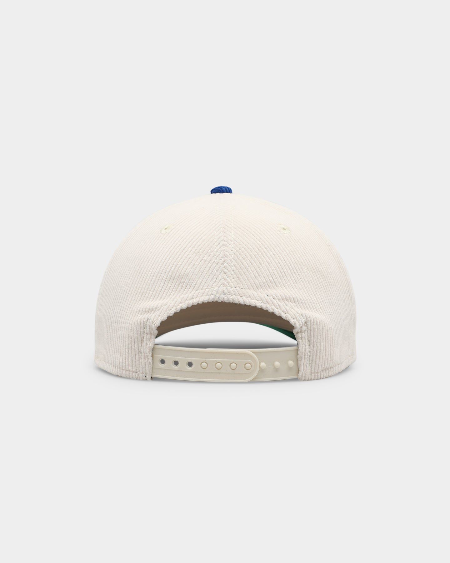 New Era Atlanta Braves 'Throwback Corduroy' Golfer Snapback White sold by Culture Kings product image thumbnail 2