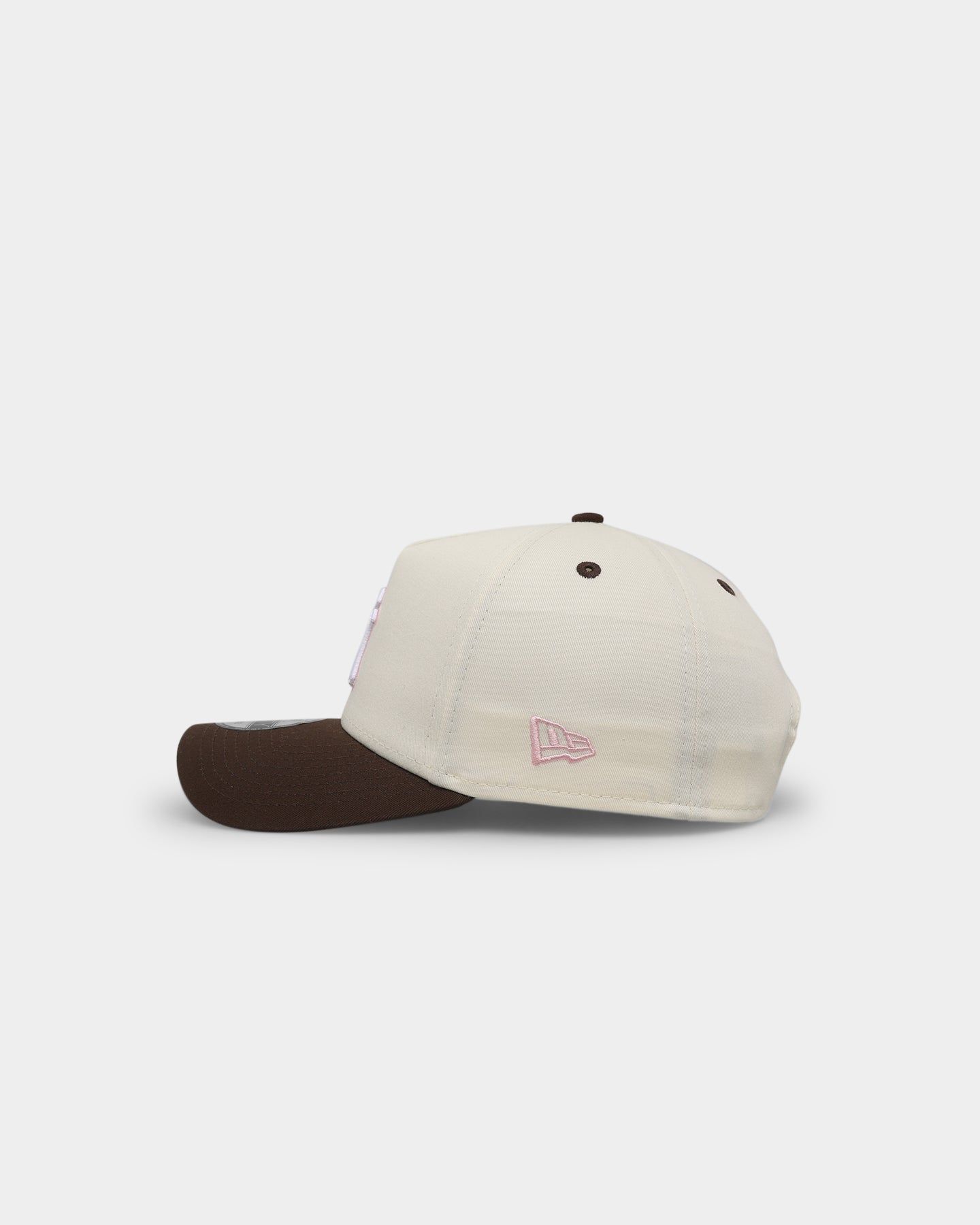 New Era New York Yankees 'Neapolitan Ice Cream' 9FORTY A-Frame Snapback Chrome White sold by Culture Kings product image thumbnail 4