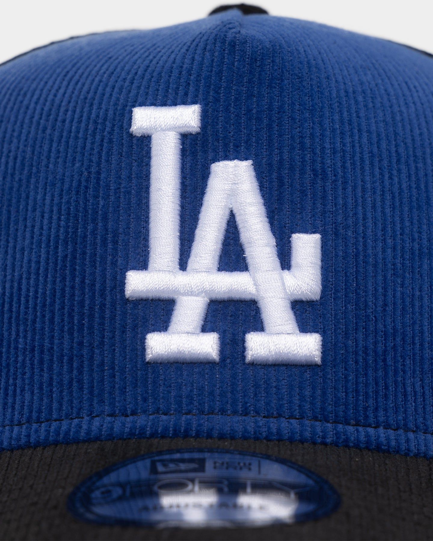 New Era Los Angeles Dodgers '2-Tone Corduroy' Trucker Snapback Royal/Black sold by Culture Kings product image thumbnail 5