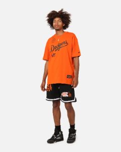New Era Los Angeles Dodgers 'Scary Nights' Oversized T-Shirt Orange/Black sold by Culture Kings
