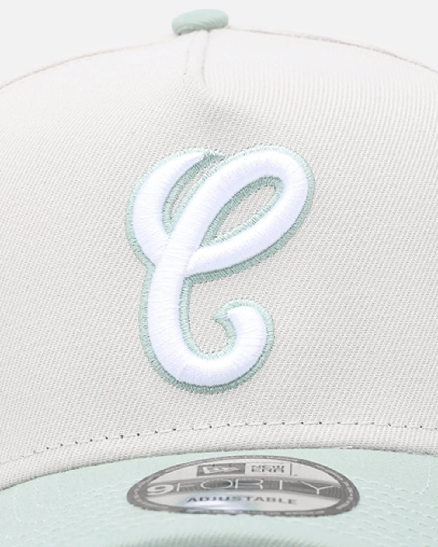 New Era Chicago White Sox 'Sea Glass' 9FORTY A-Frame Snapback Stone/Green sold by Culture Kings product image thumbnail 5